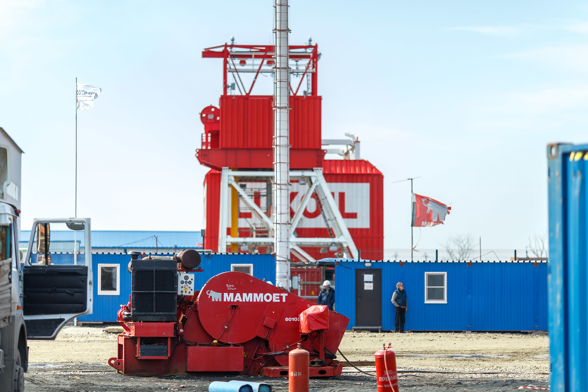 Mammoet подъем верхнего строения. Фотограф в Астрахани