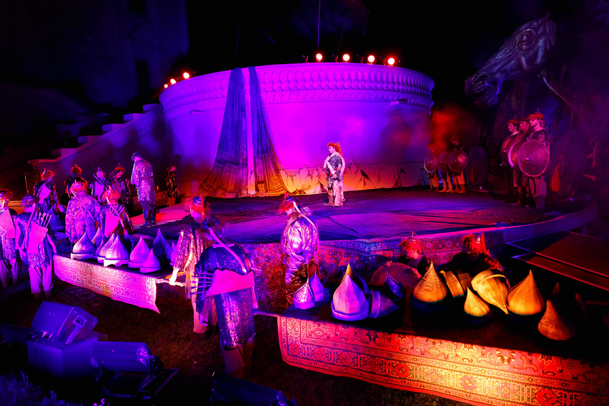 Сказание о полку Игореве. Фотограф в Астрахани