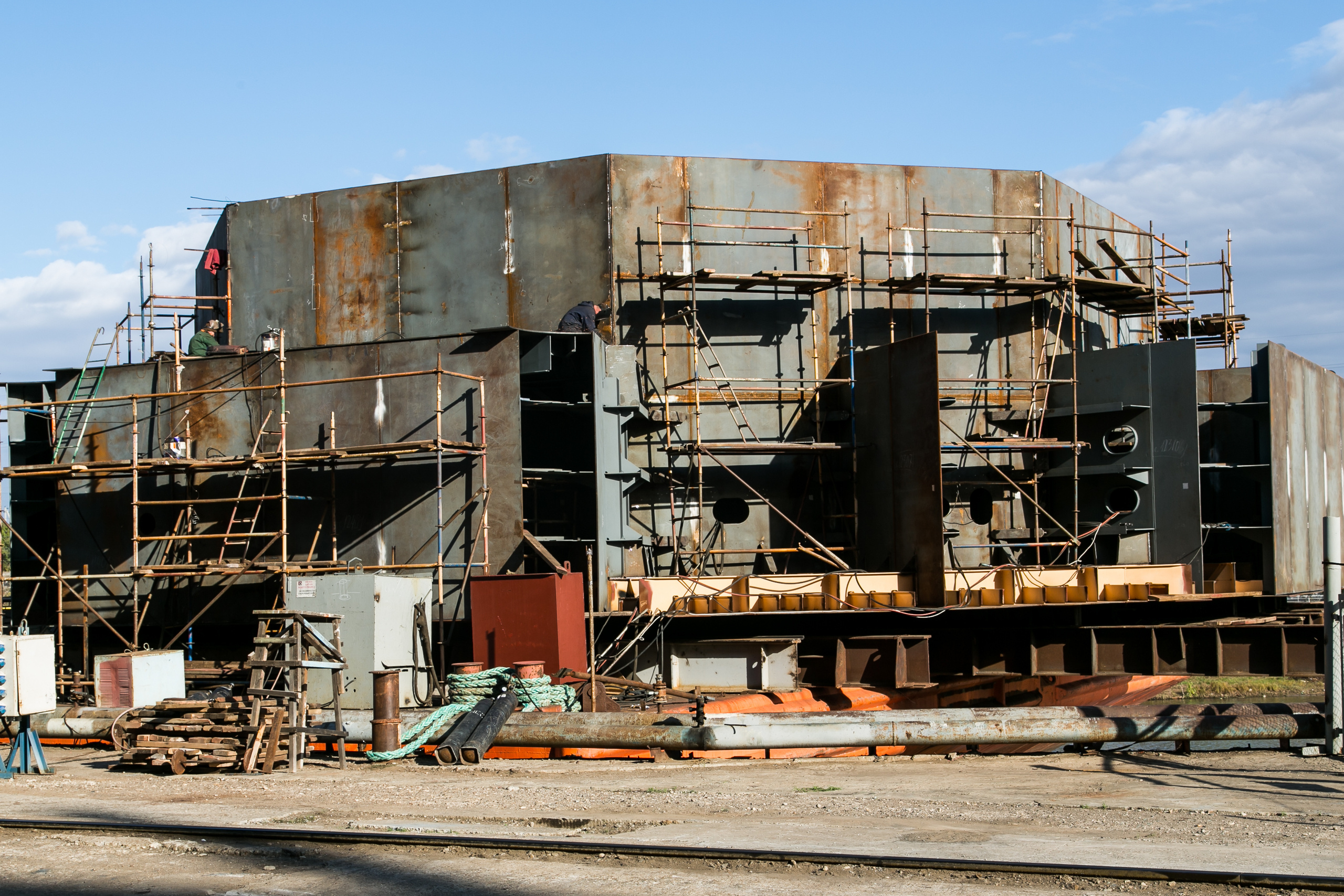 Визит В.Алекперова на CCP "Красные Баррикады". Фотограф в Астрахани