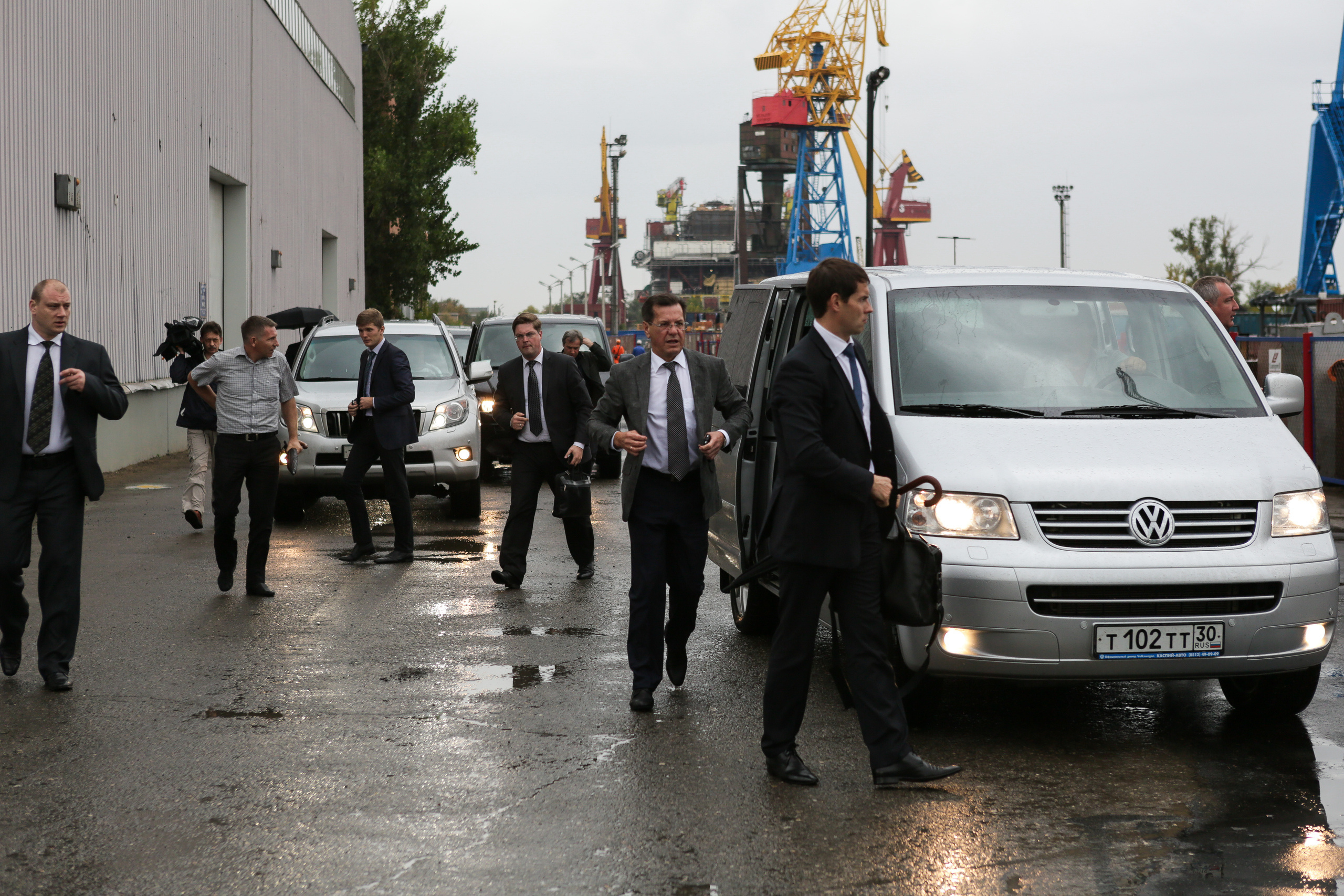 Визит Д.Рогозина на АСПО. Фотограф в Астрахани