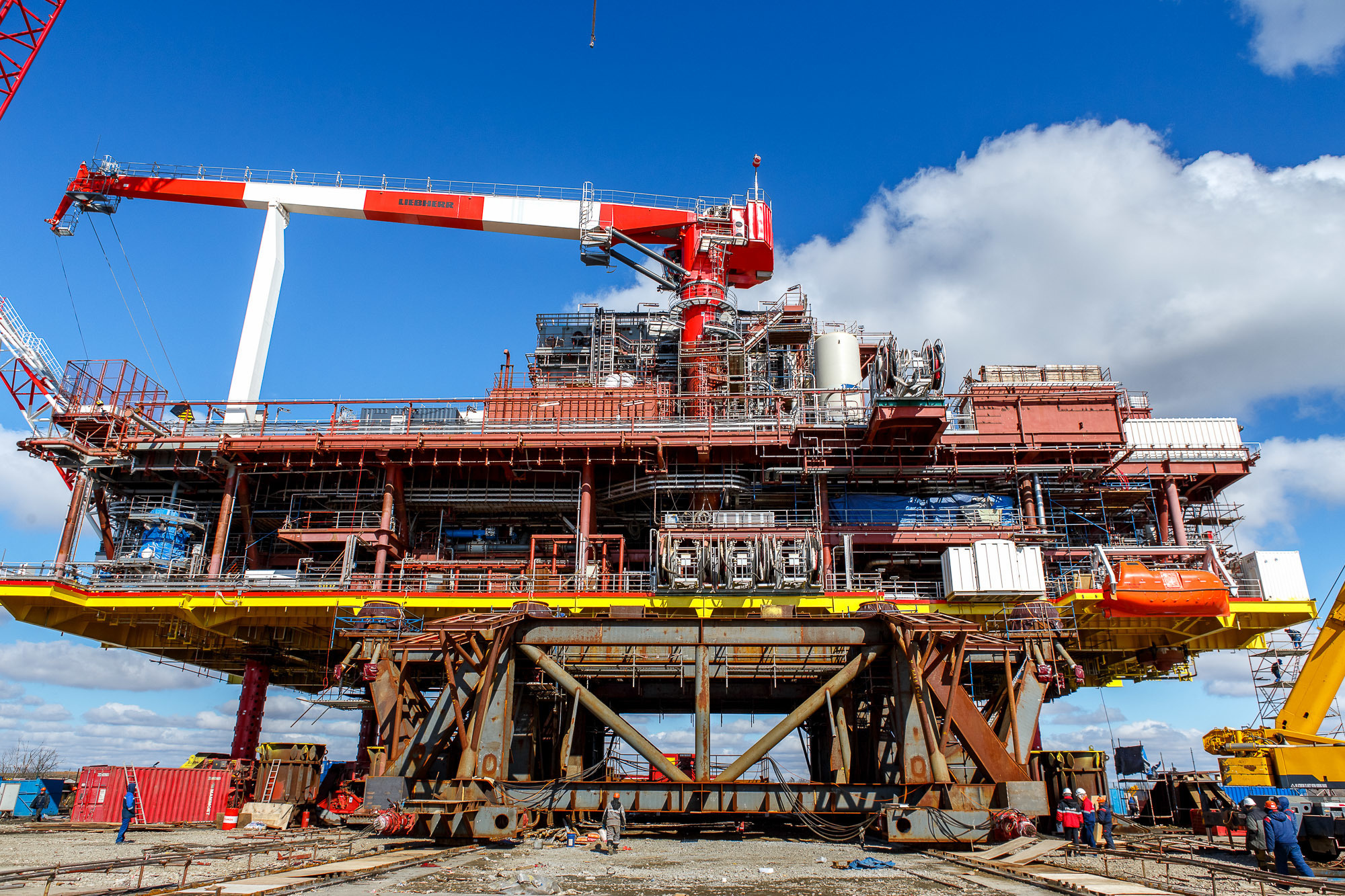 Mammoet подъем верхнего строения. Фотограф в Астрахани