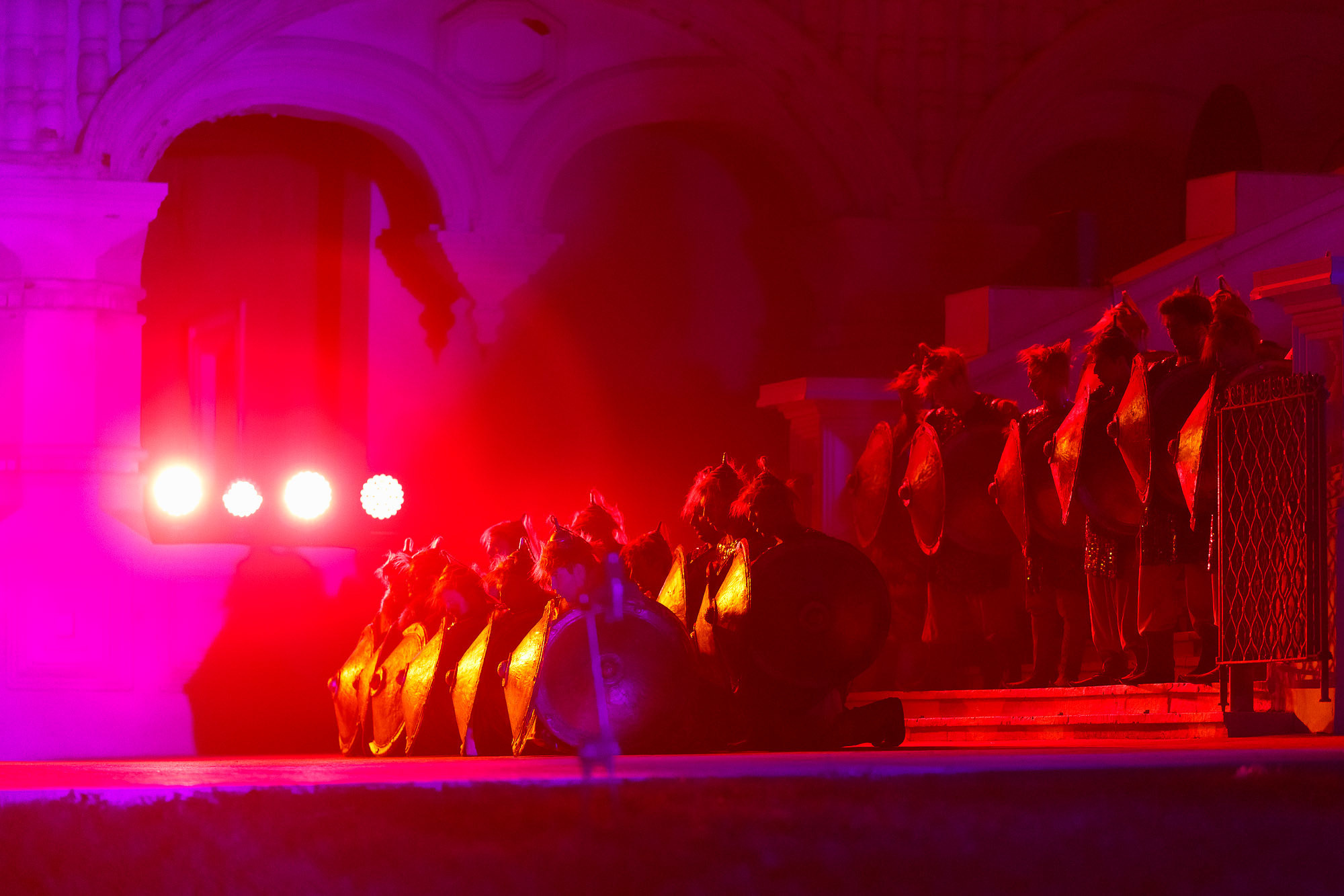 Сказание о полку Игореве. Фотограф в Астрахани