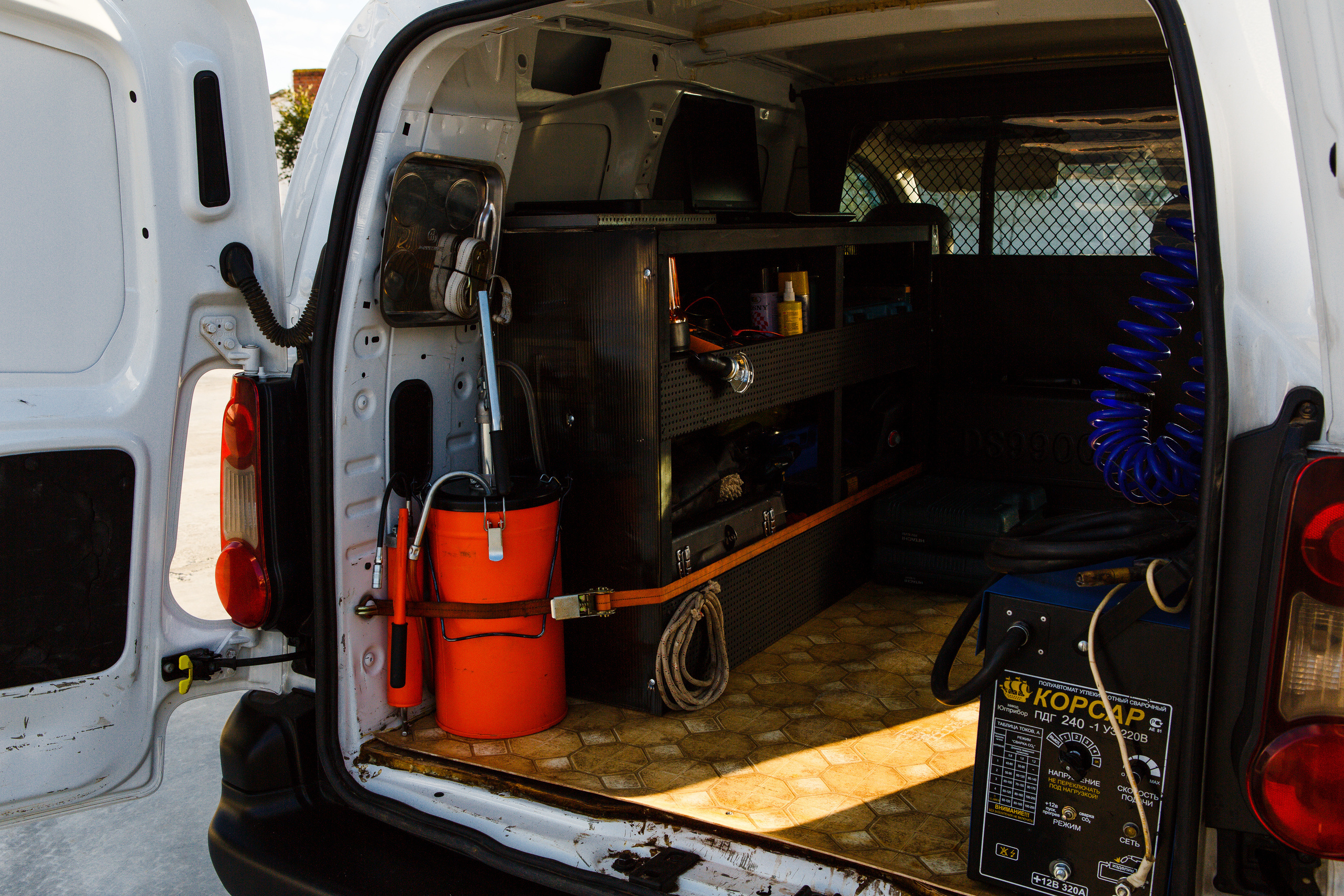 Открытие салона продаж и сервиса "Автоспецтехника". Фотограф в Астрахани