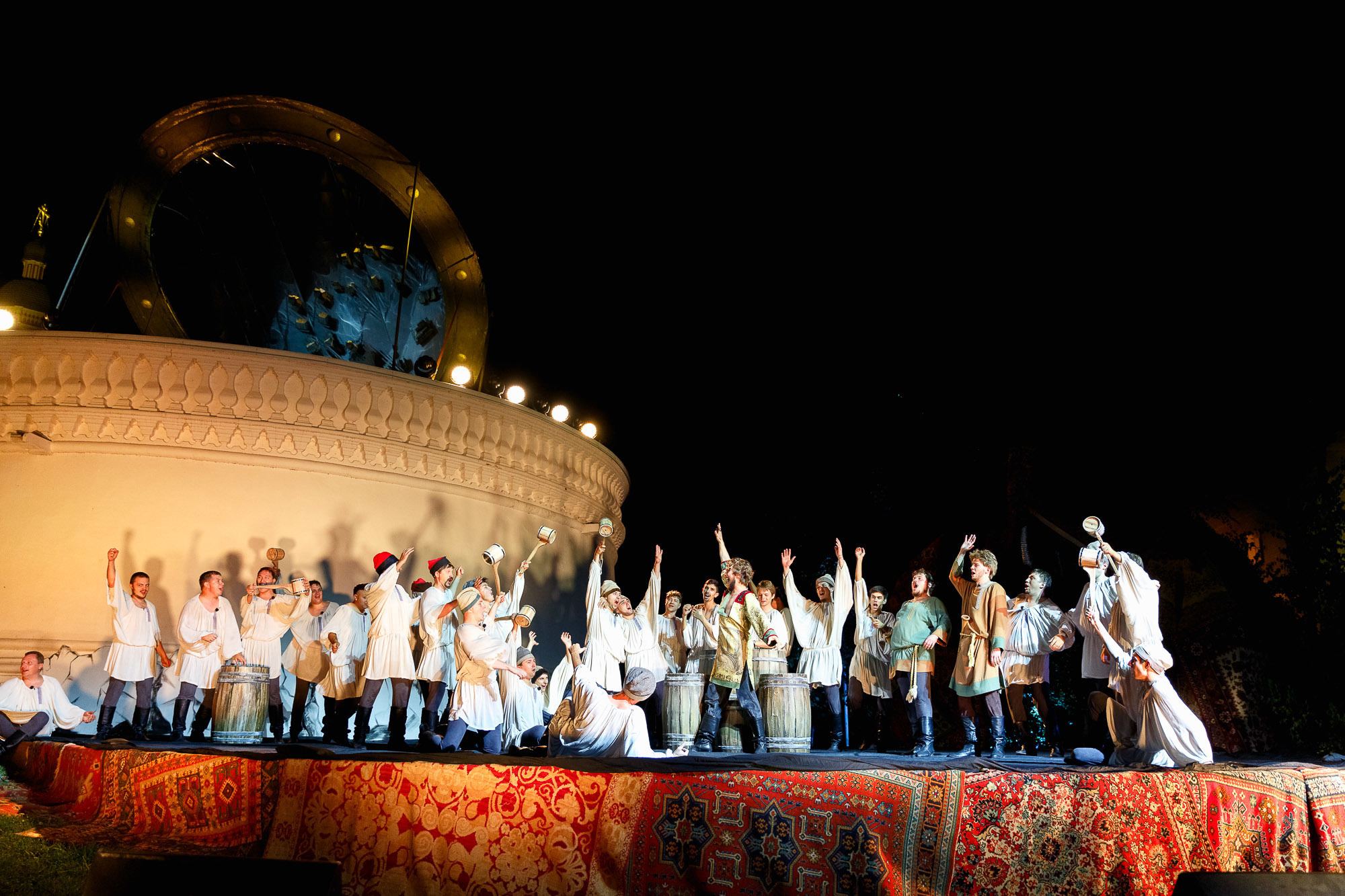 Сказание о полку Игореве. Фотограф в Астрахани