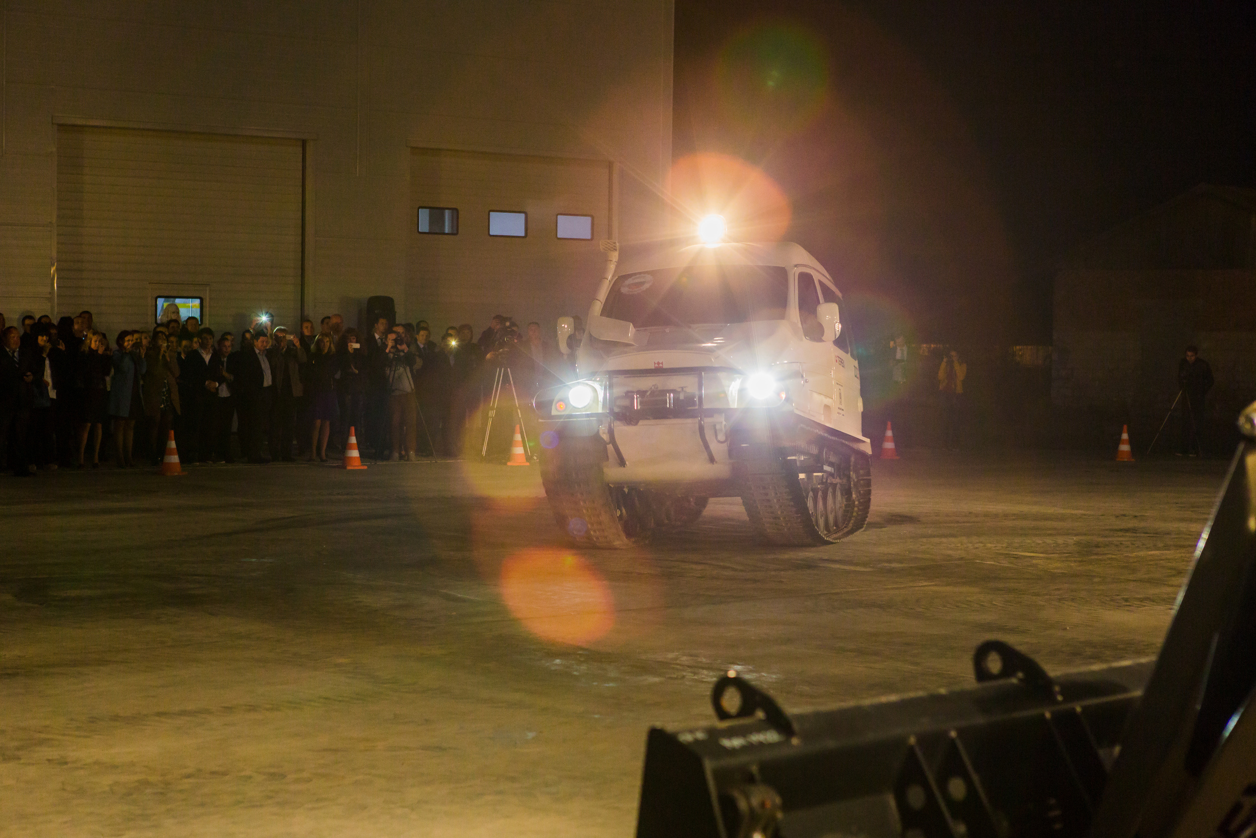 Открытие салона продаж и сервиса "Автоспецтехника". Фотограф в Астрахани