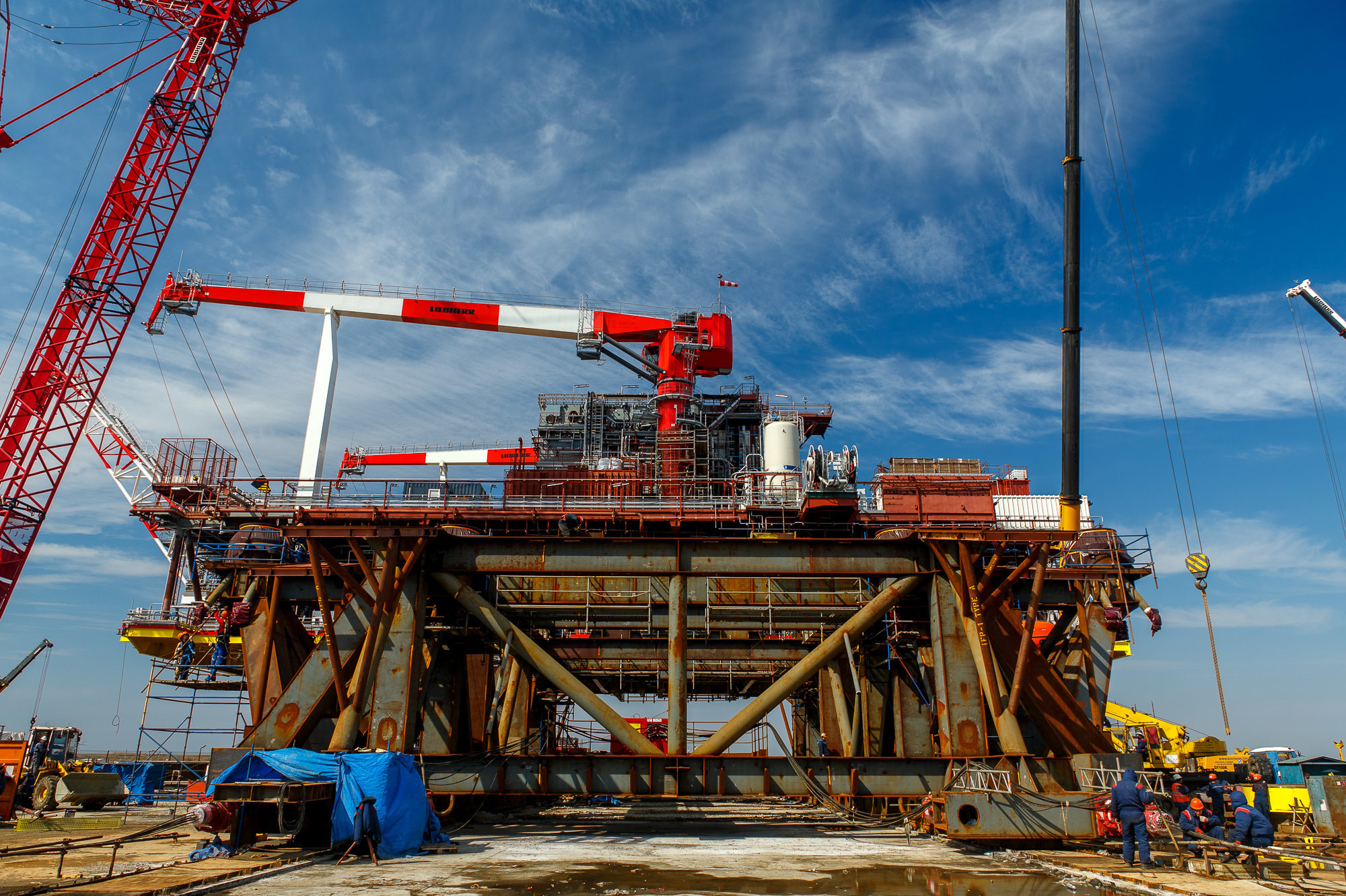 Mammoet подъем верхнего строения. Фотограф в Астрахани