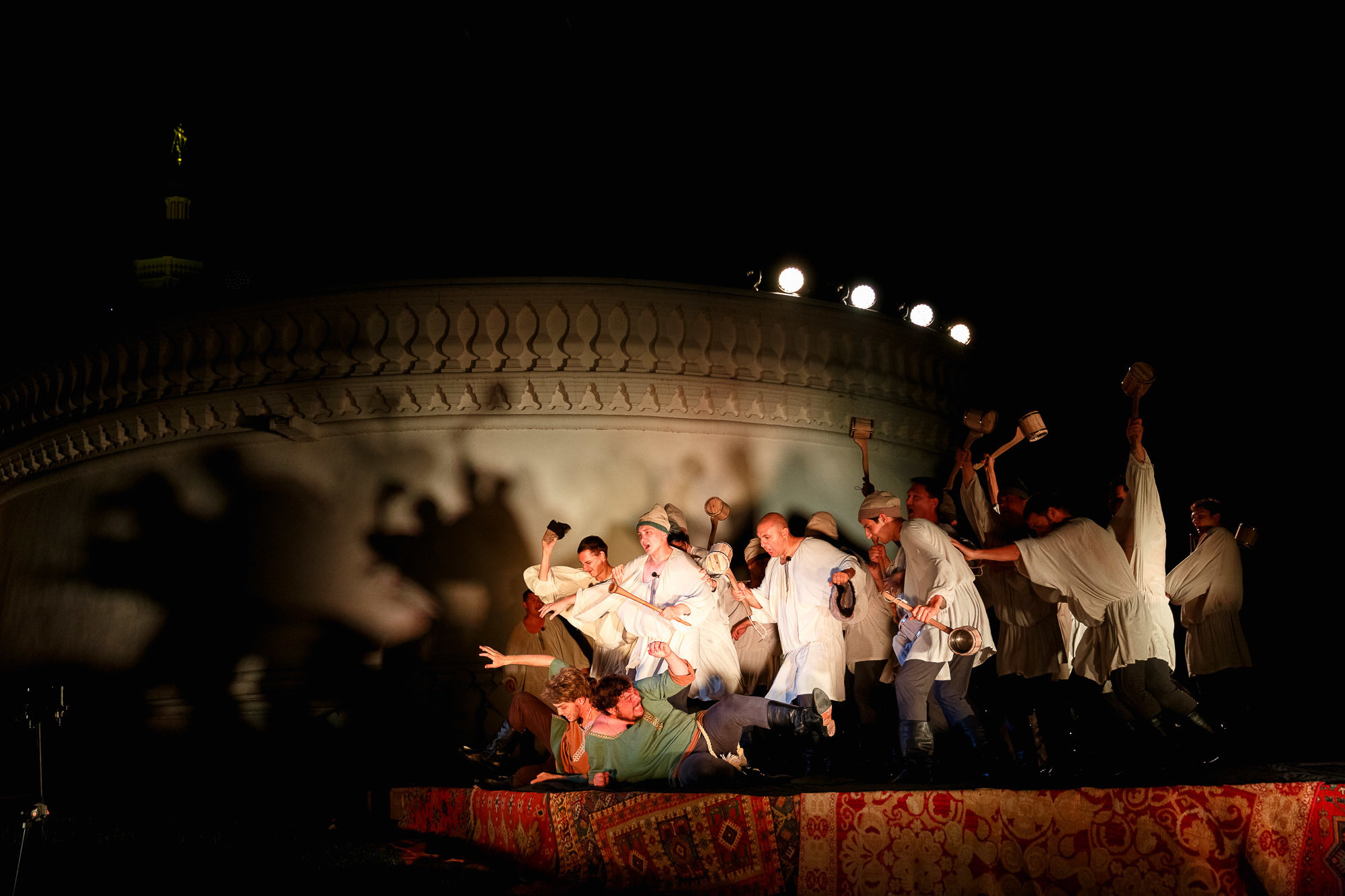 Сказание о полку Игореве. Фотограф в Астрахани