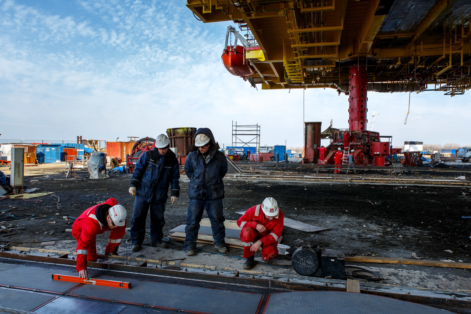 Mammoet подъем верхнего строения. Фотограф в Астрахани