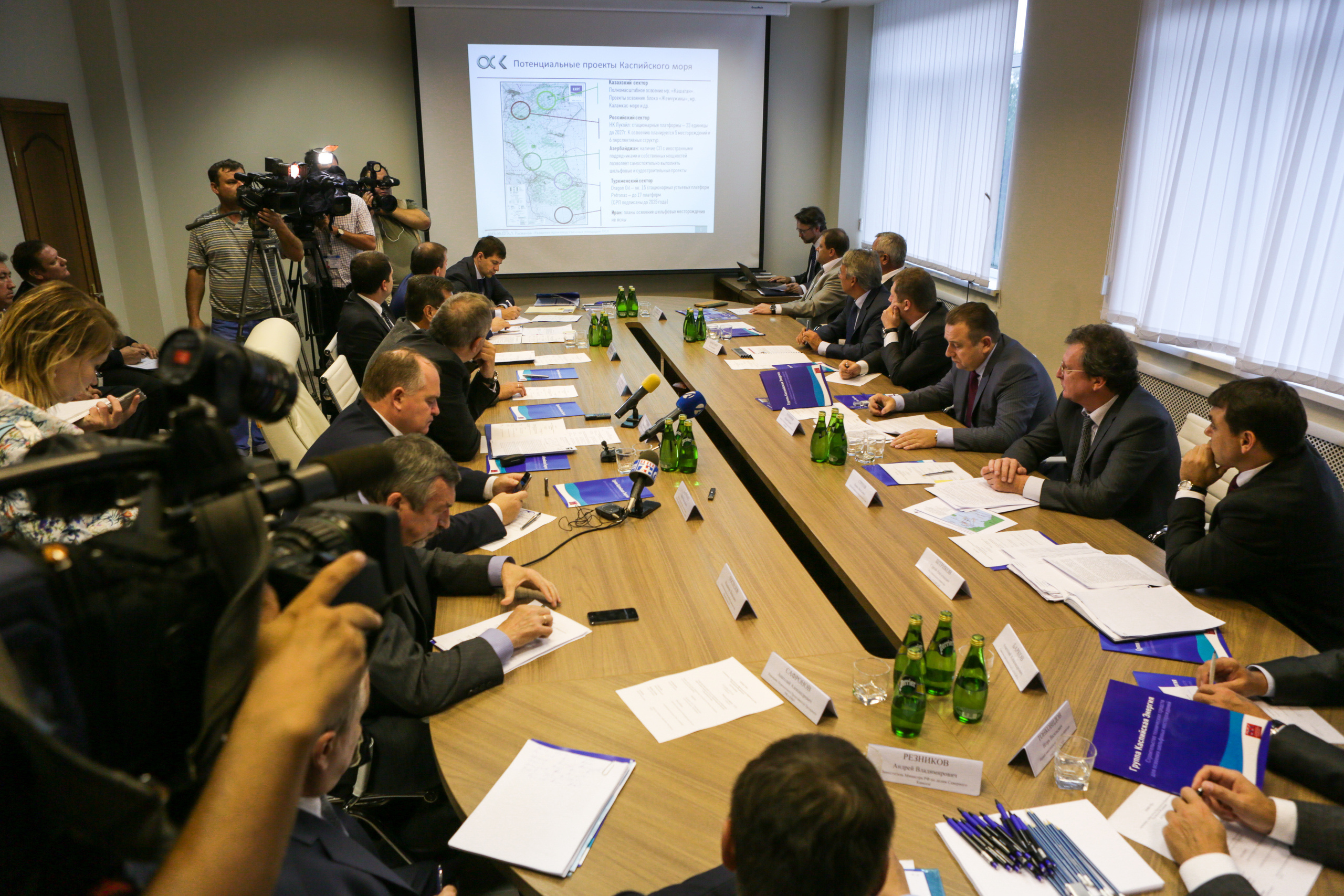 Визит Д.Рогозина на АСПО. Фотограф в Астрахани