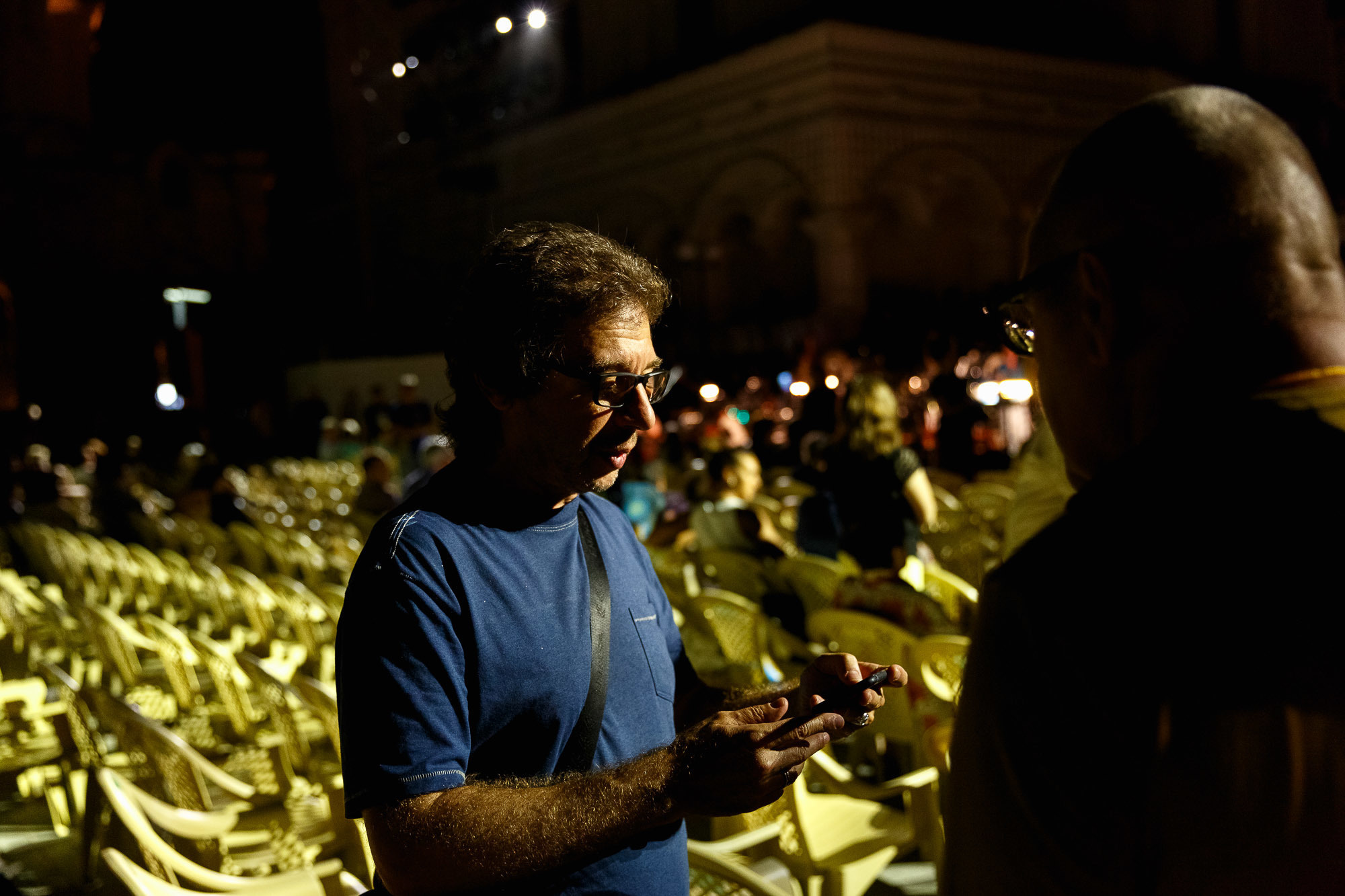 Сказание о полку Игореве. Фотограф в Астрахани