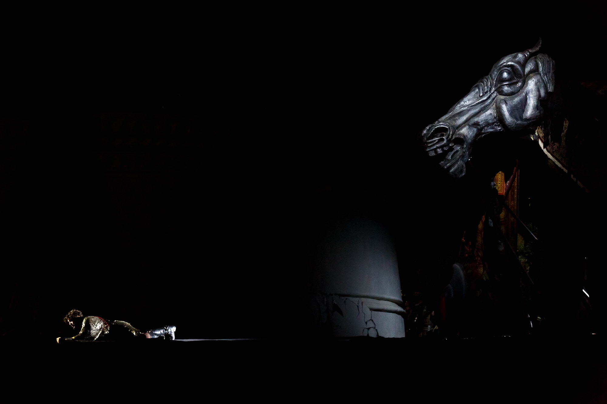 Сказание о полку Игореве. Фотограф в Астрахани