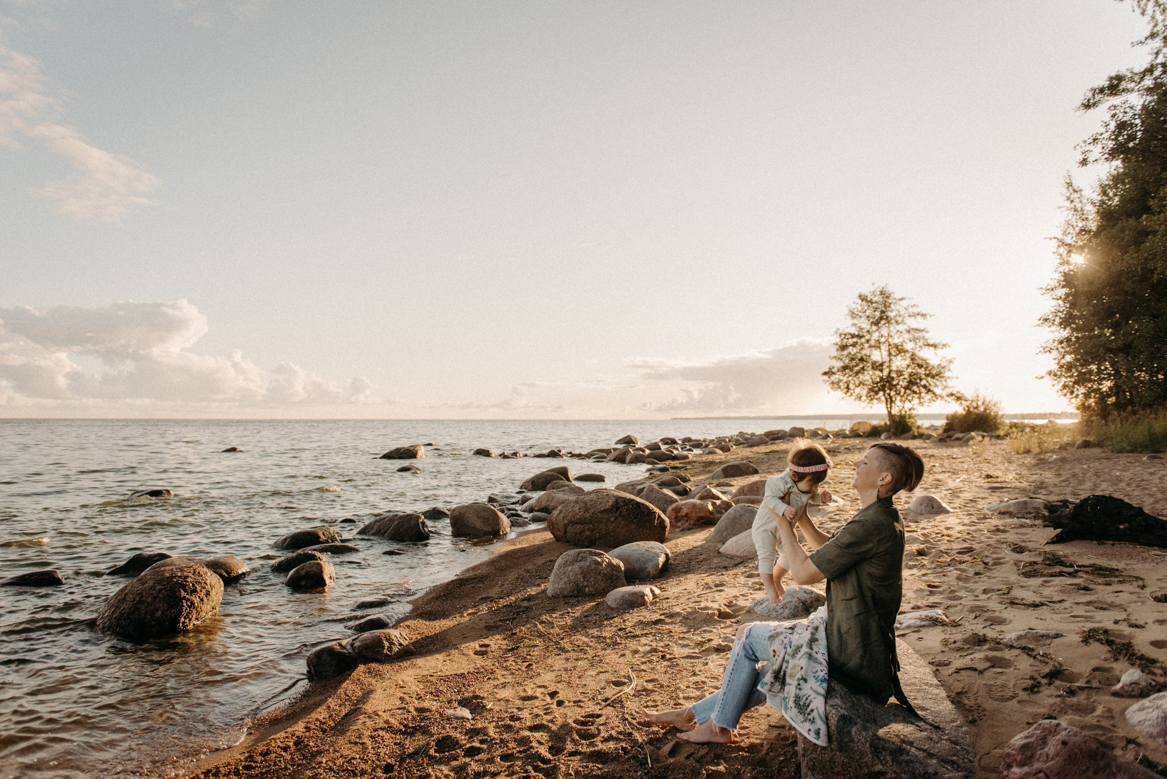 семейная фотосессия на финском заливе, семейная фотопрогулка на заливе, семейная фотосъёмка