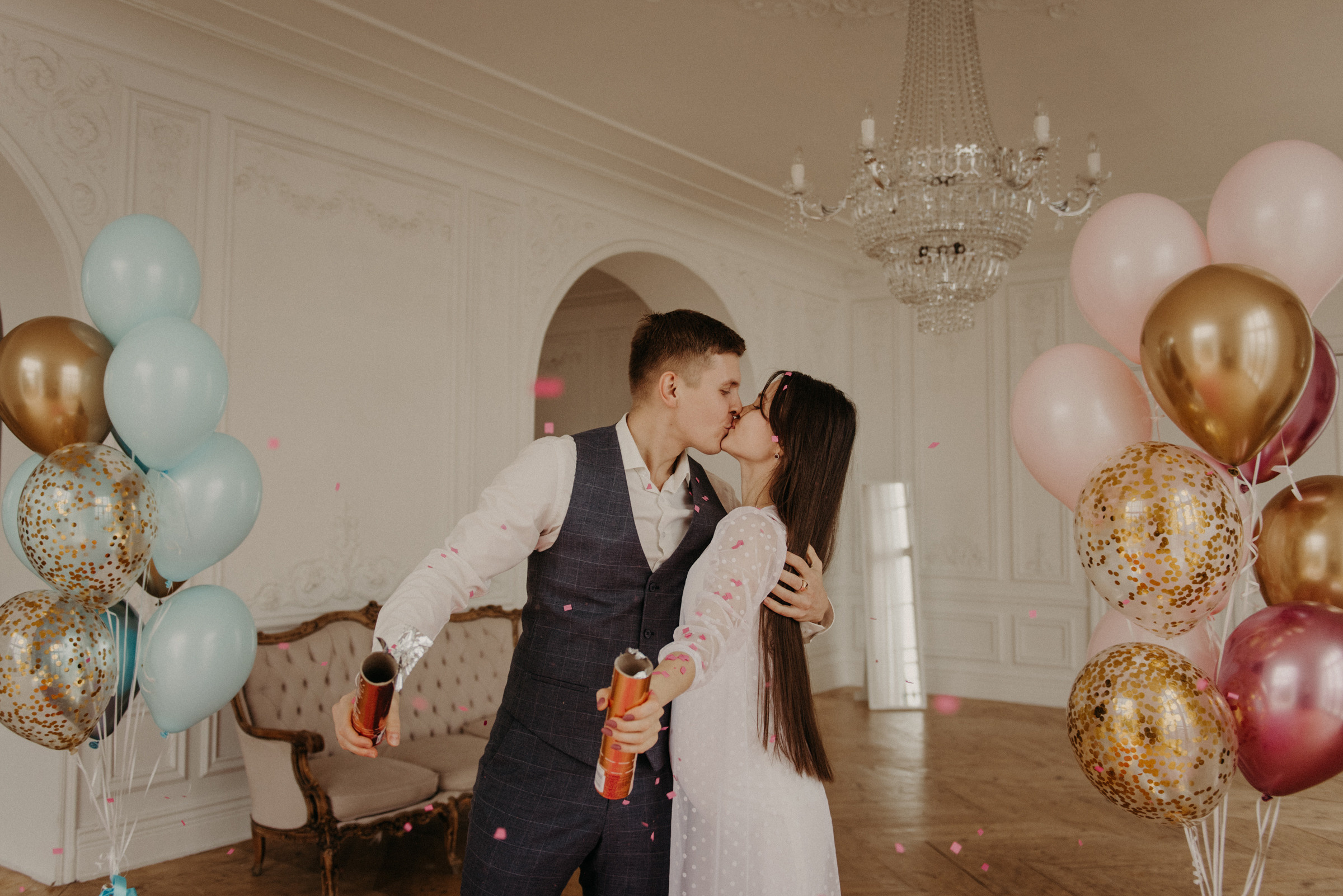 фотосессия в ожидании чуда в фотостудии, фотосъёмка беременности