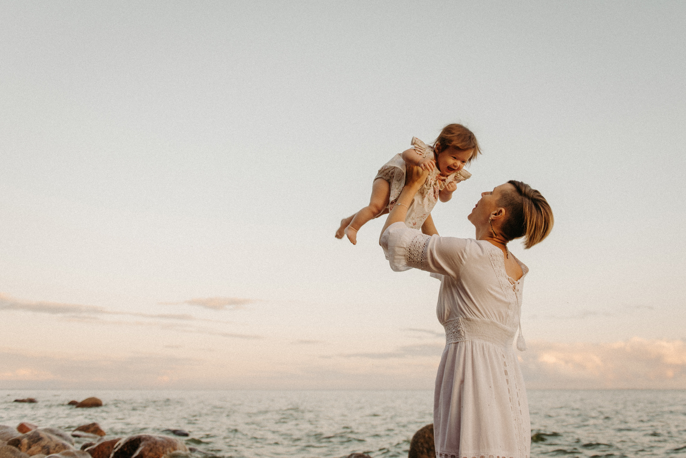 семейная фотосессия на финском заливе, семейная фотопрогулка на заливе, семейная фотосъёмка