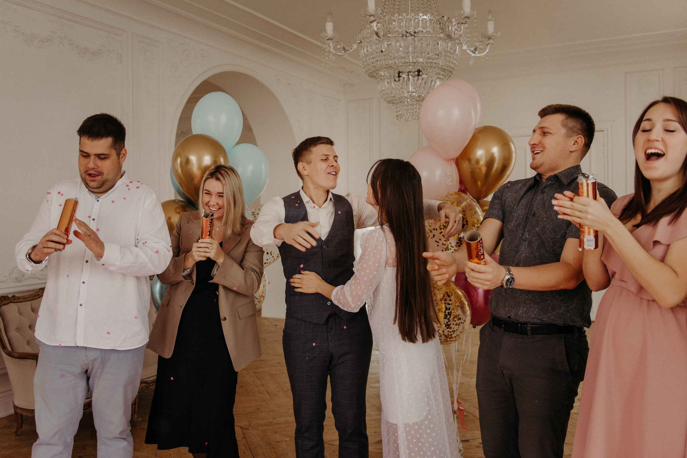 фотосессия в ожидании чуда в фотостудии, фотосъёмка беременности