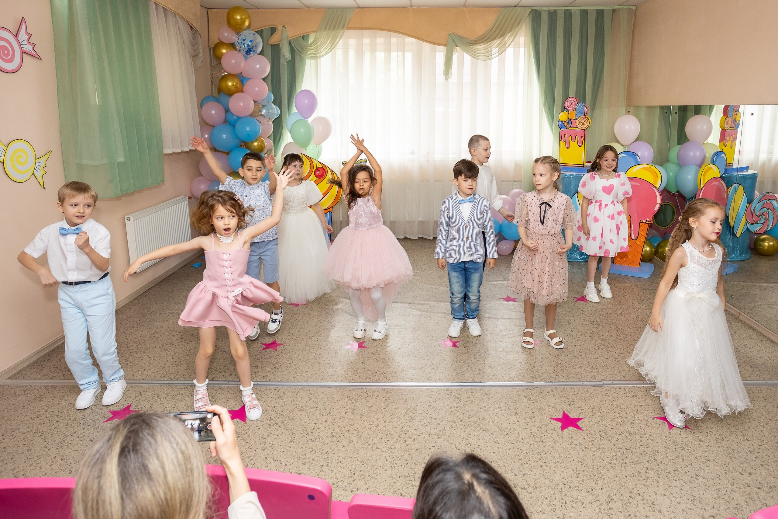Выпускной Детский сад, 2 часа, 8000. Выпускные альбомы Майкоп, Краснодар Елена Золотарева