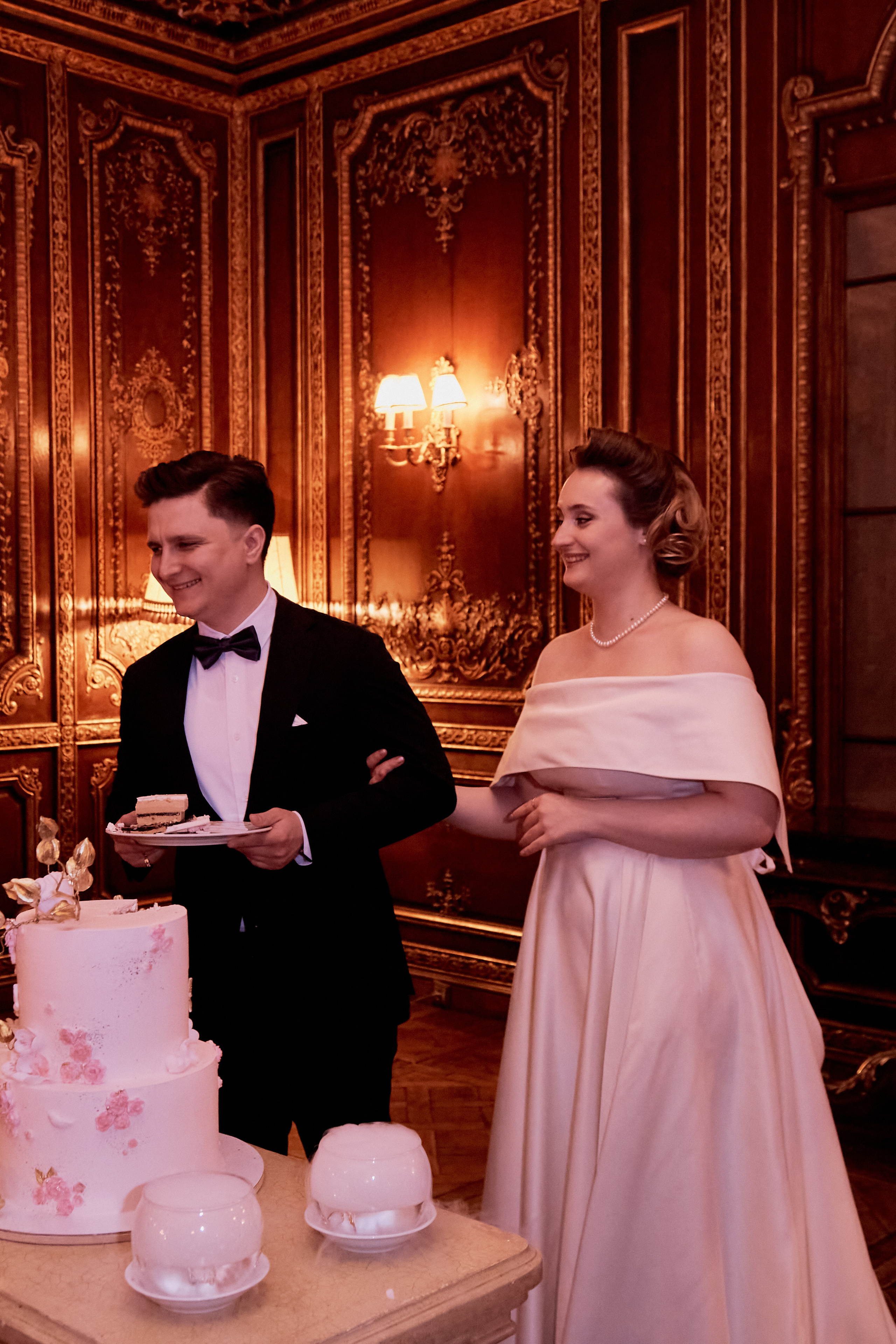 Григорий и Анастсия. Вечер в Турандоте. Репортаж. Фотограф лавстори Москва/МО Приятелева Ангелина