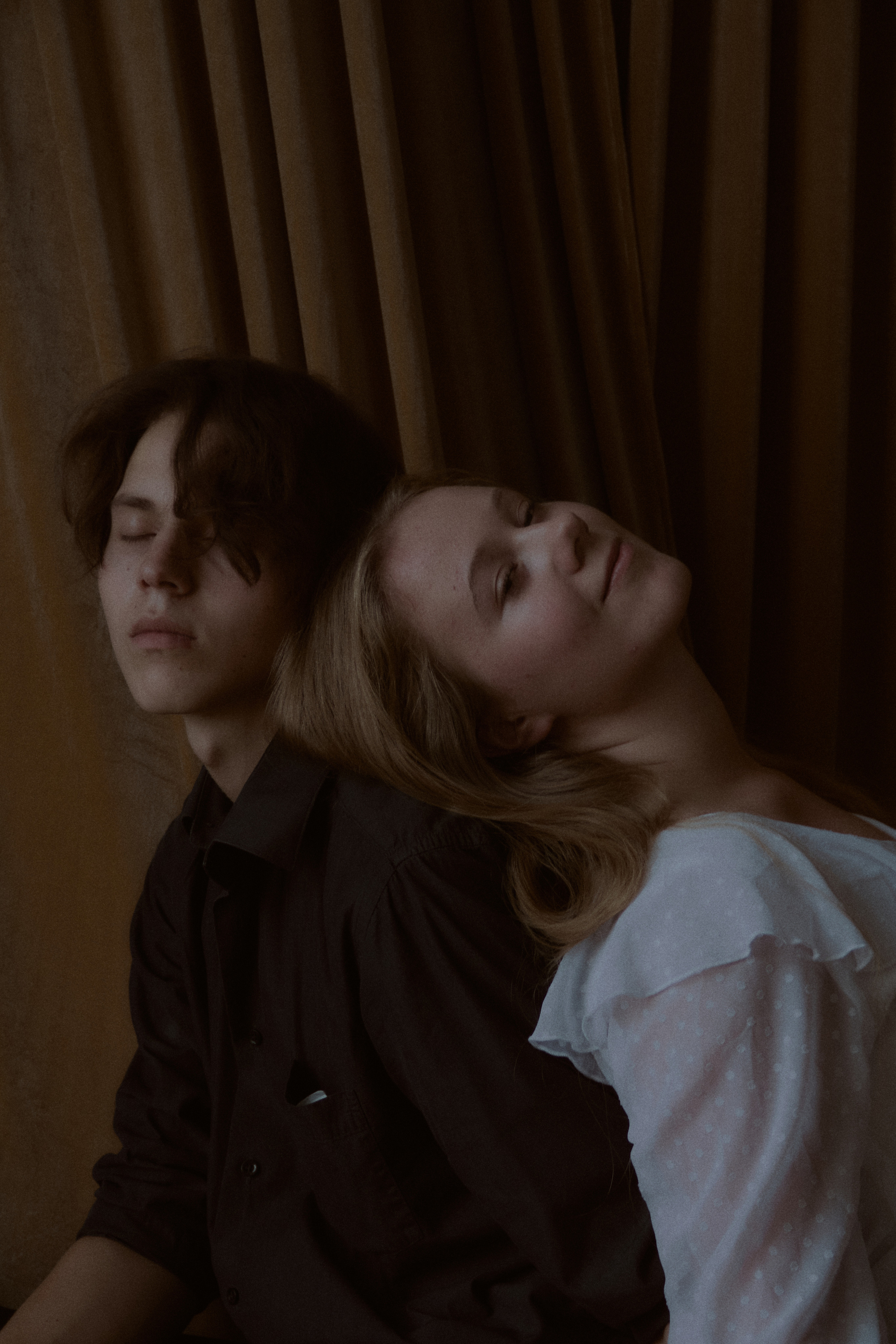 Ангел и демон. Фотограф лавстори Москва/МО Приятелева Ангелина