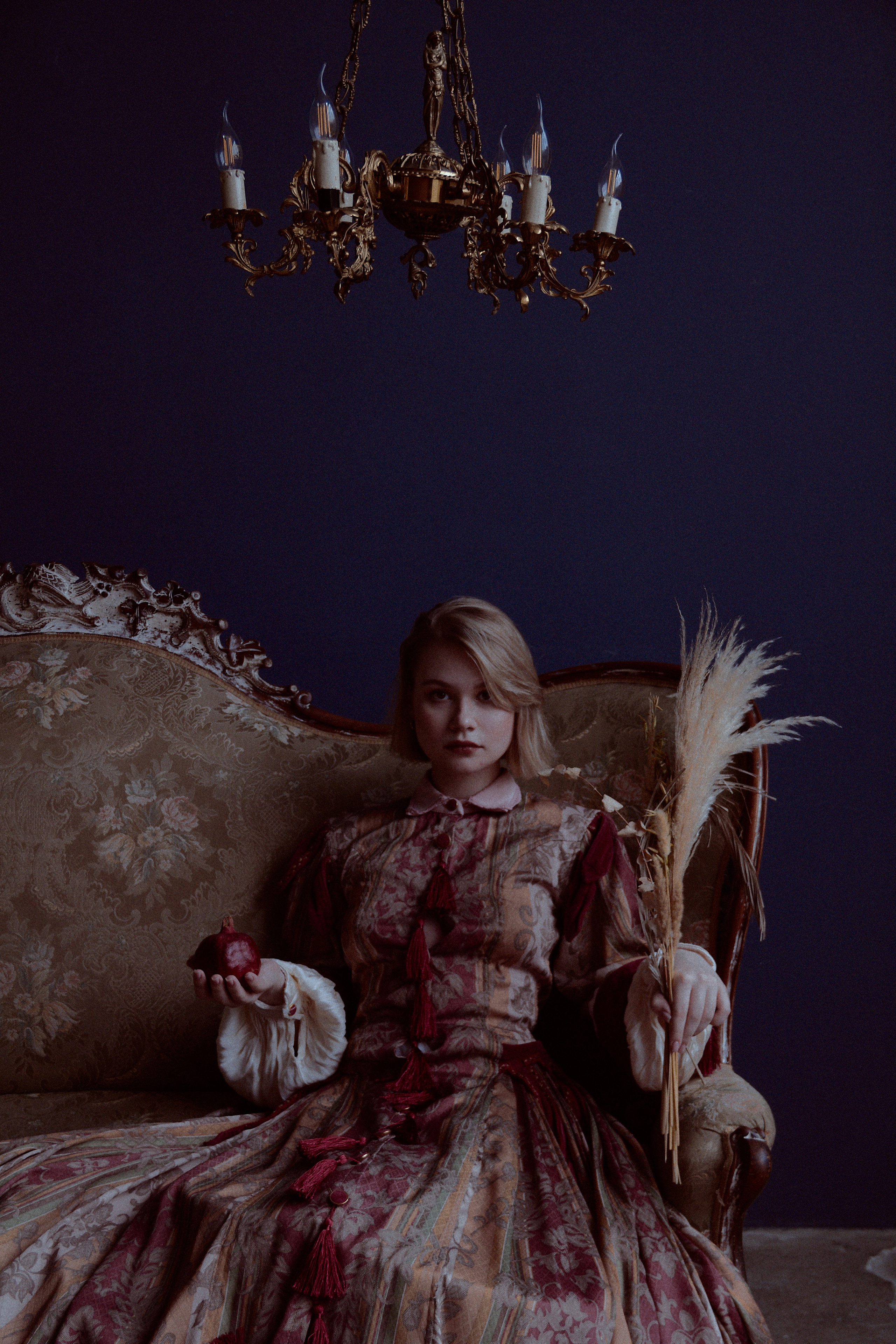 Императрица. Проект по Таро. Фотограф лавстори Москва/МО Приятелева Ангелина