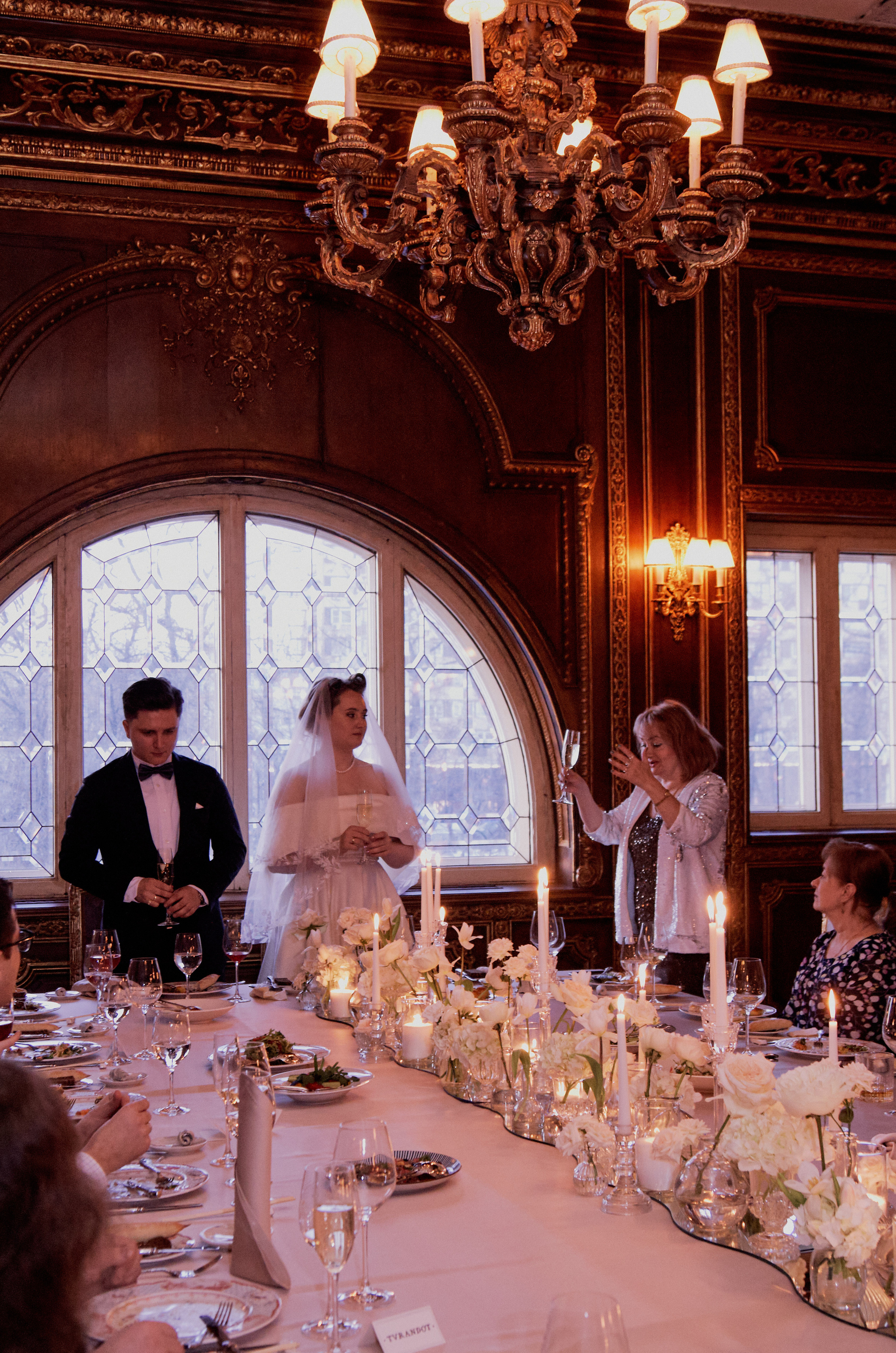 Григорий и Анастсия. Вечер в Турандоте. Репортаж. Фотограф лавстори Москва/МО Приятелева Ангелина