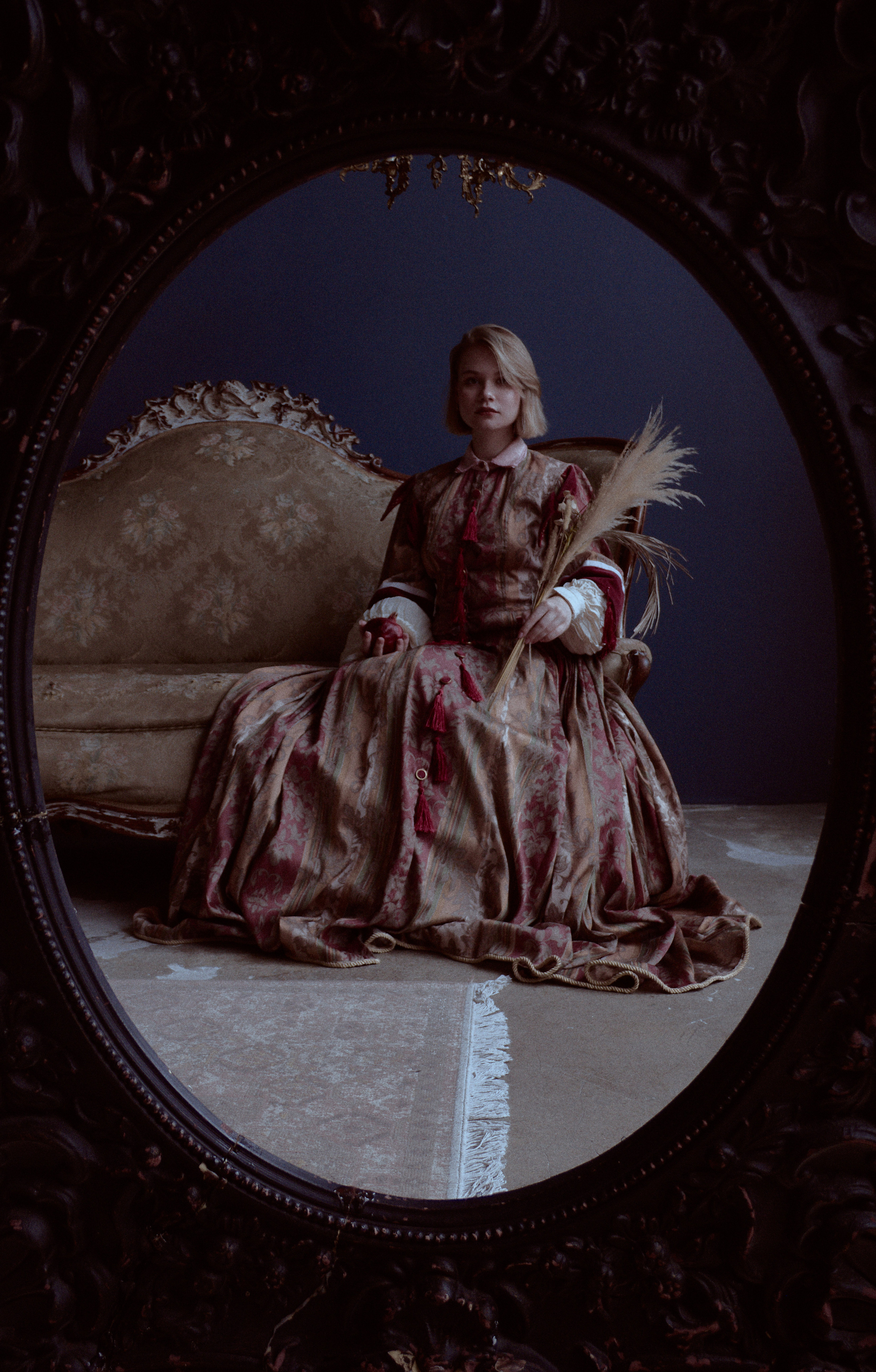 Императрица. Проект по Таро. Фотограф лавстори Москва/МО Приятелева Ангелина