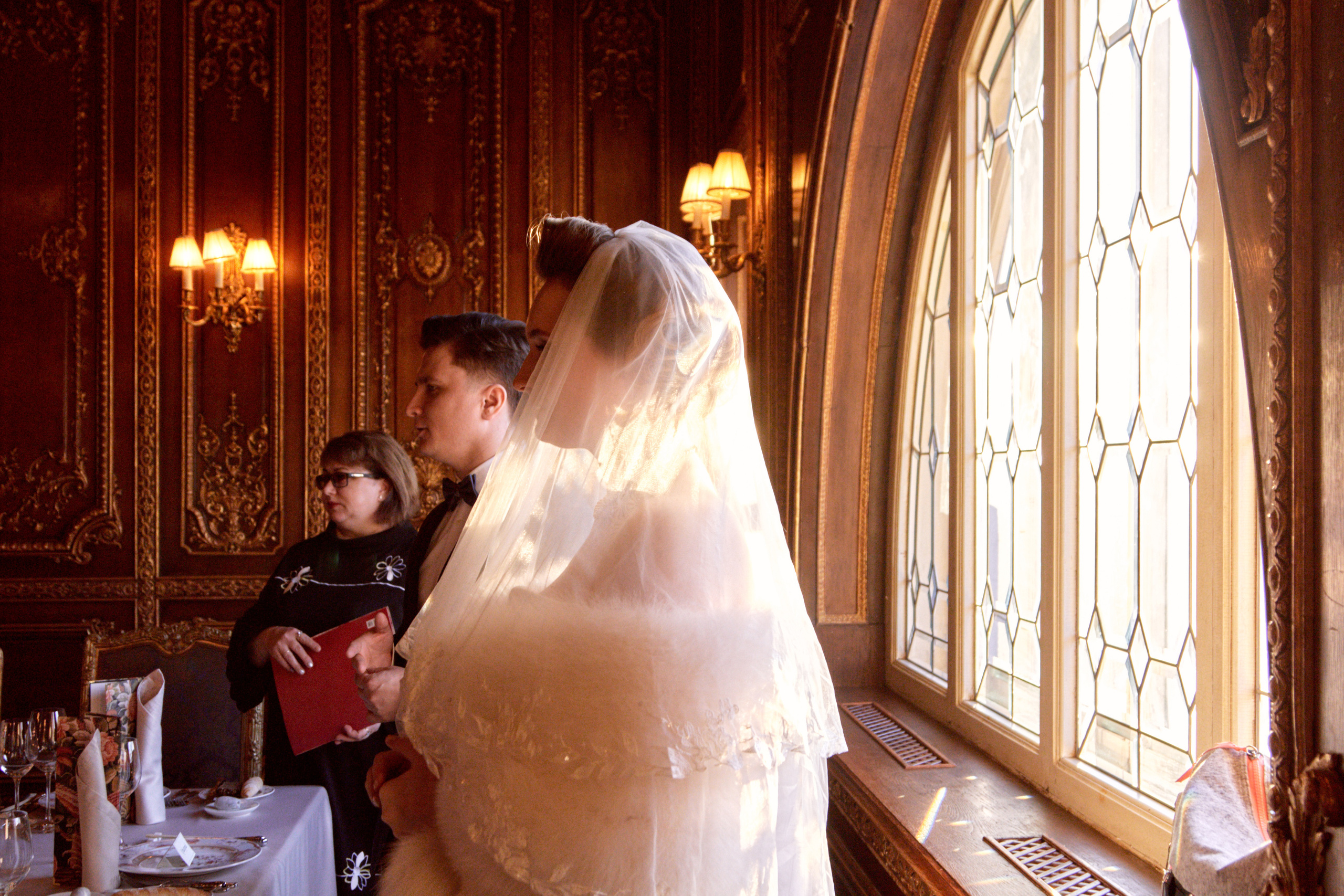 Григорий и Анастсия. Вечер в Турандоте. Репортаж. Фотограф лавстори Москва/МО Приятелева Ангелина