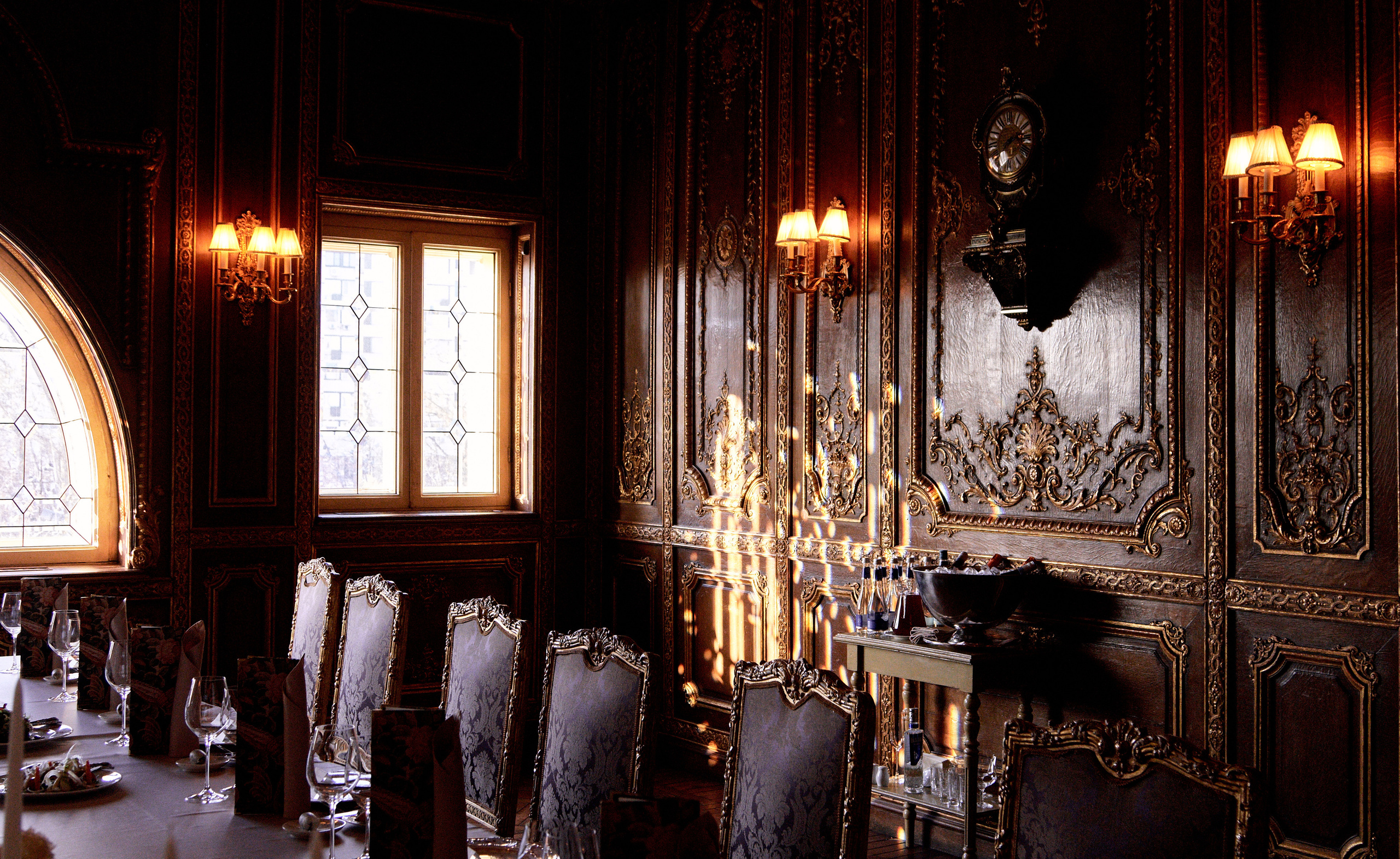 Григорий и Анастсия. Вечер в Турандоте. Репортаж. Фотограф лавстори Москва/МО Приятелева Ангелина