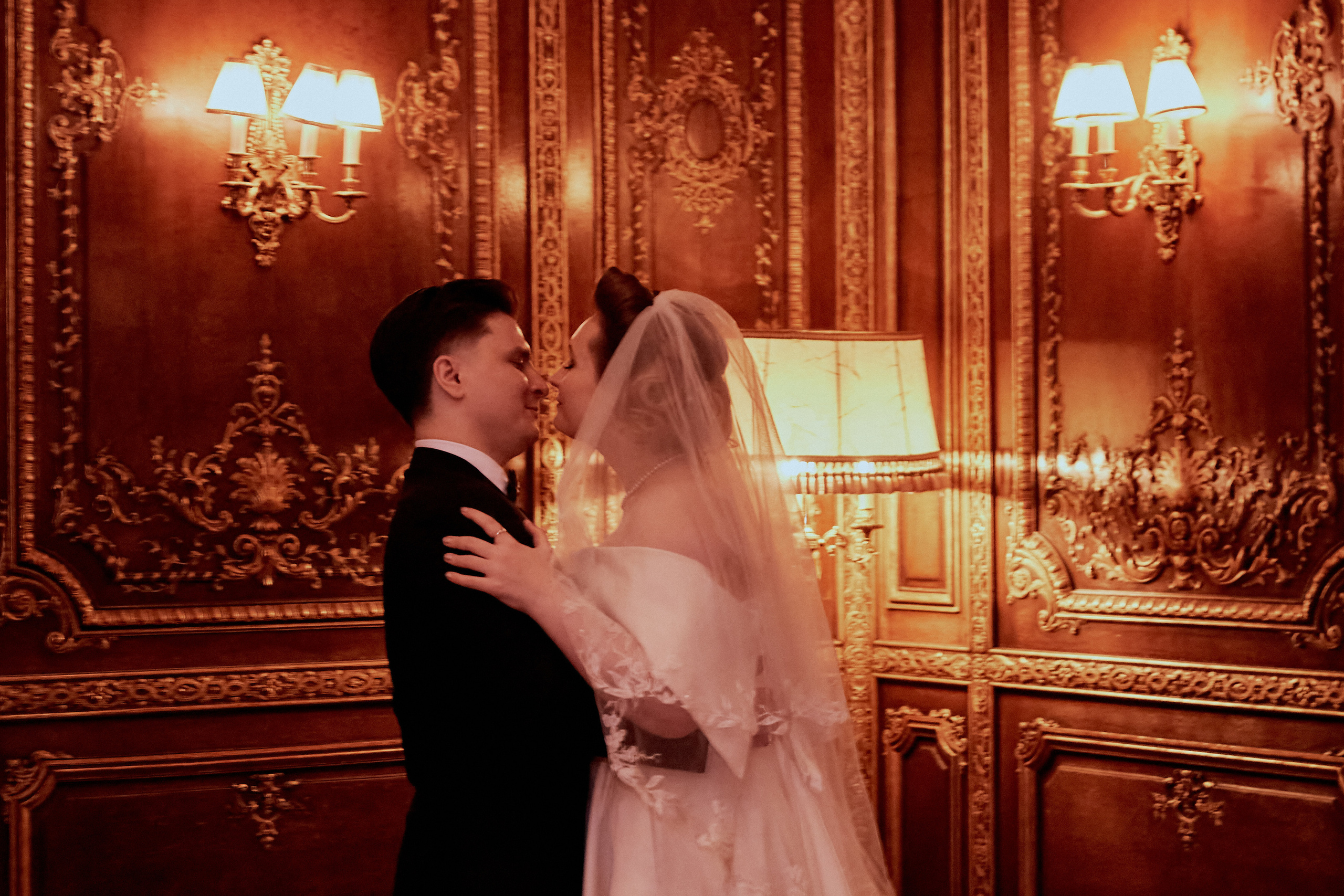 Григорий и Анастсия. Вечер в Турандоте. Репортаж. Фотограф лавстори Москва/МО Приятелева Ангелина