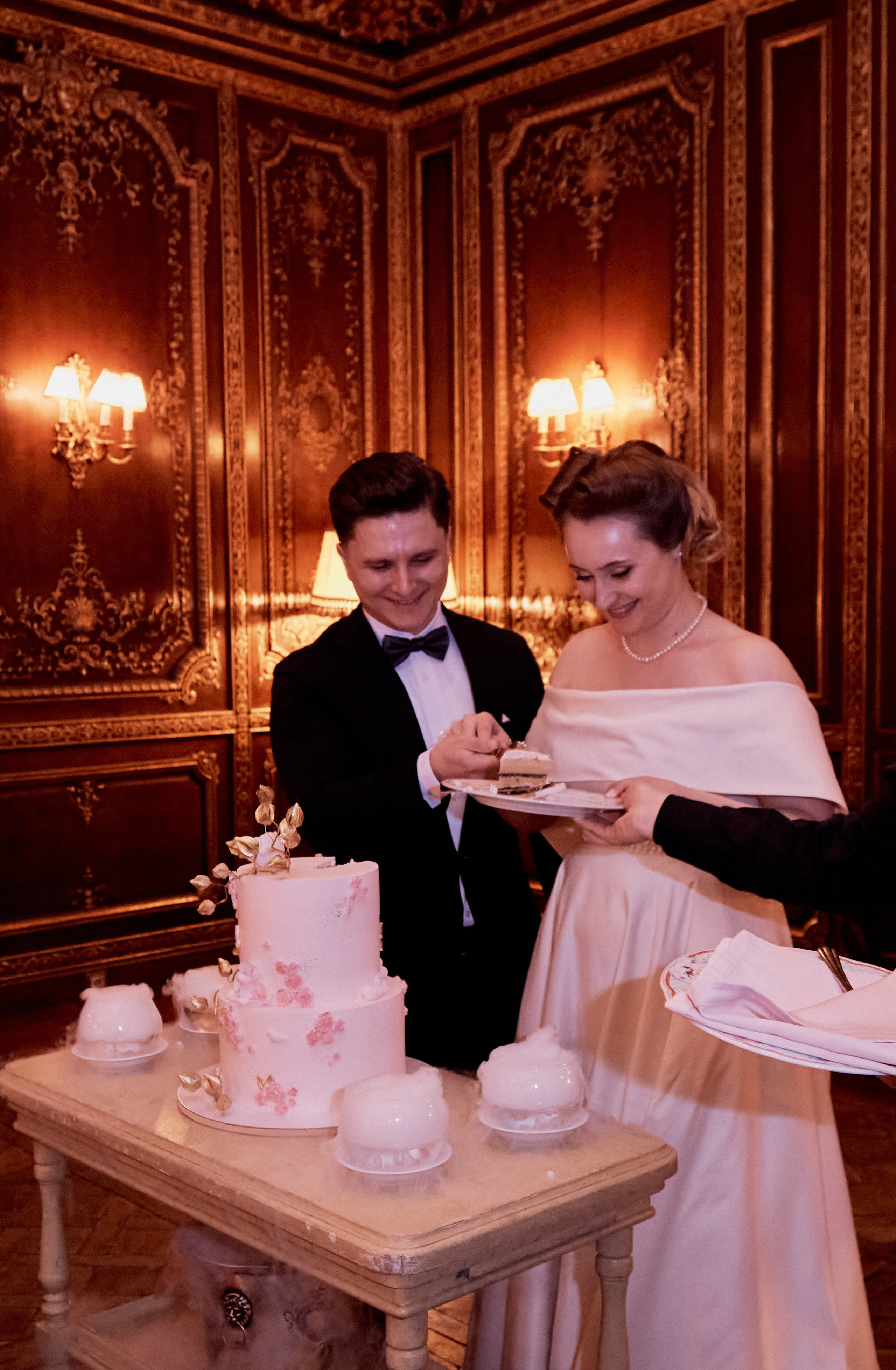 Григорий и Анастсия. Вечер в Турандоте. Репортаж. Фотограф лавстори Москва/МО Приятелева Ангелина
