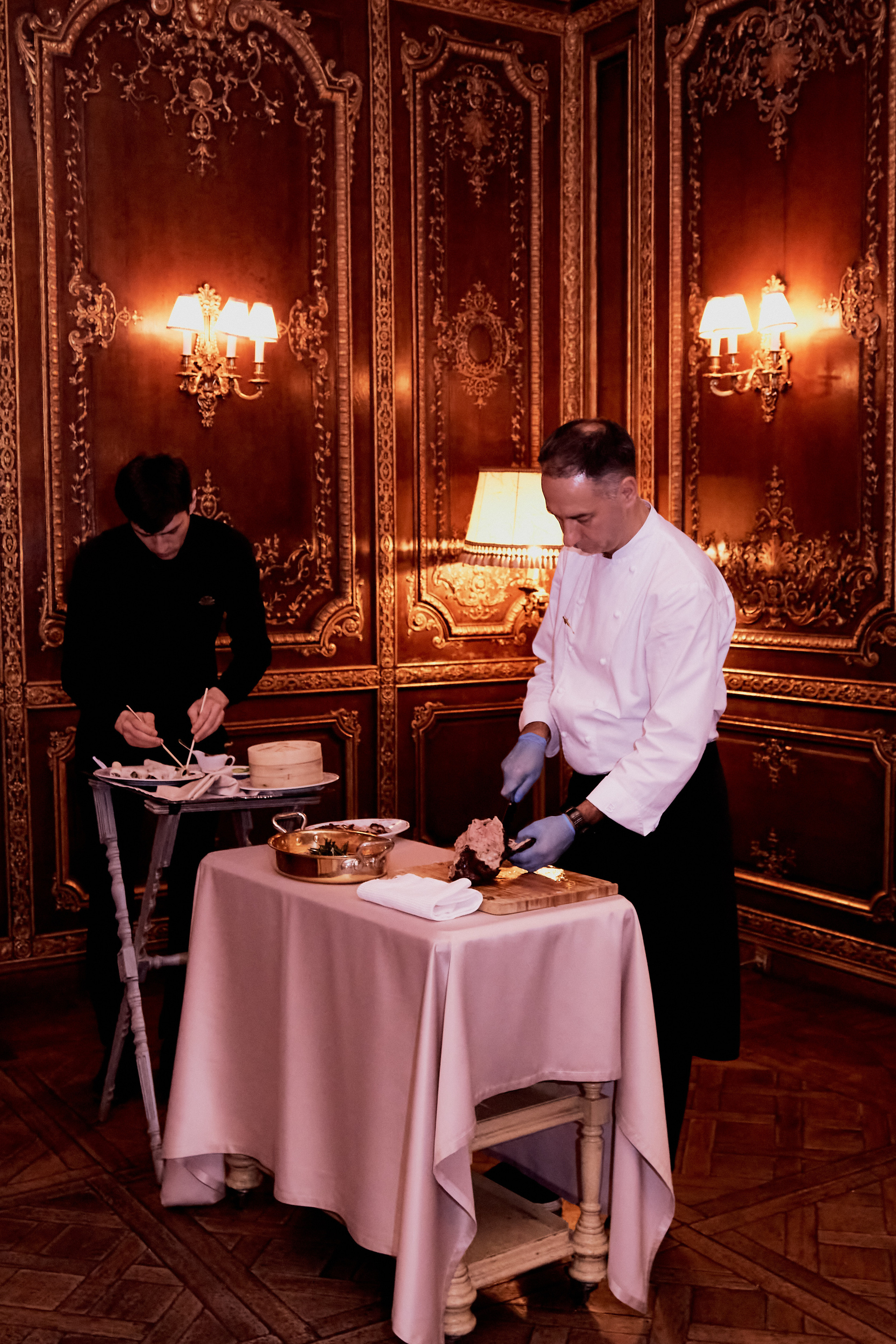 Григорий и Анастсия. Вечер в Турандоте. Репортаж. Фотограф лавстори Москва/МО Приятелева Ангелина