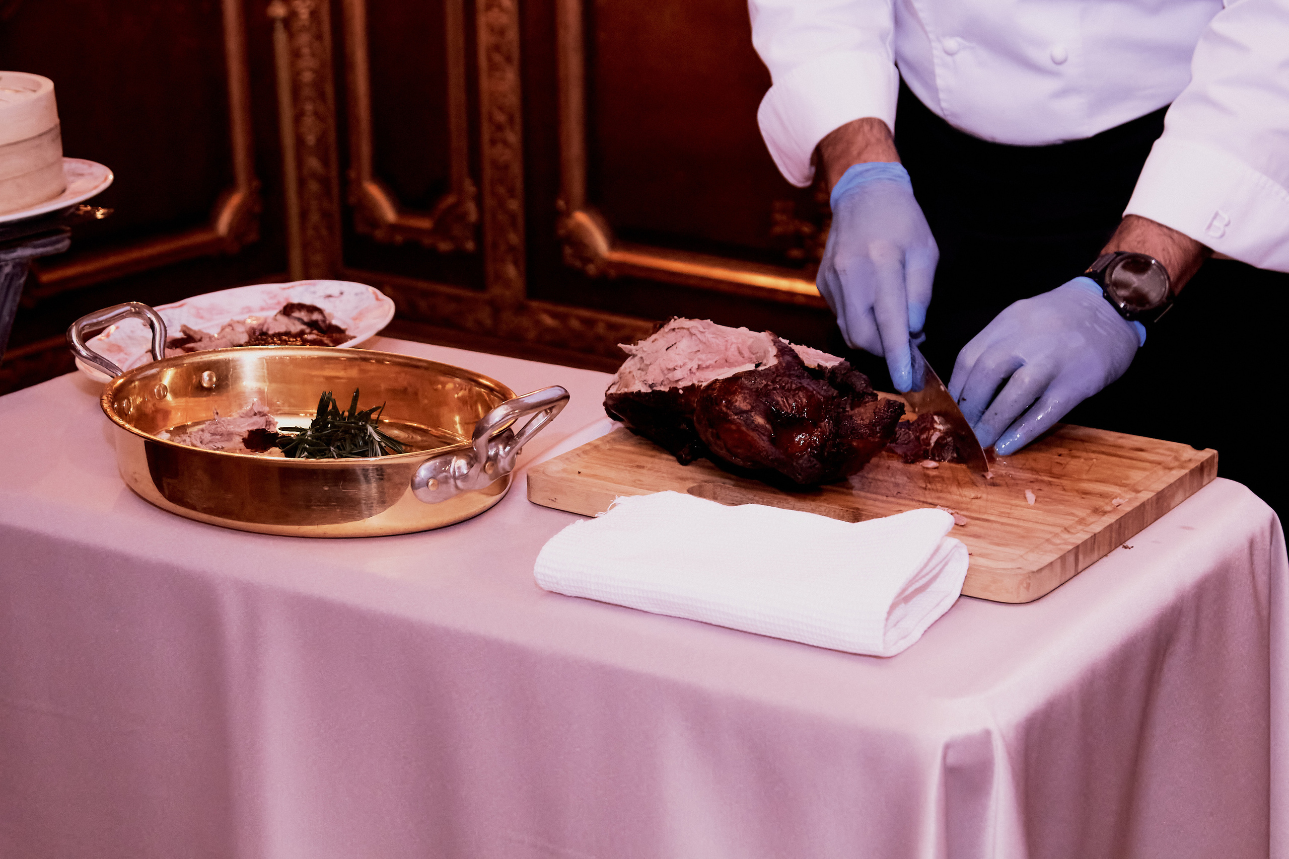 Григорий и Анастсия. Вечер в Турандоте. Репортаж. Фотограф лавстори Москва/МО Приятелева Ангелина