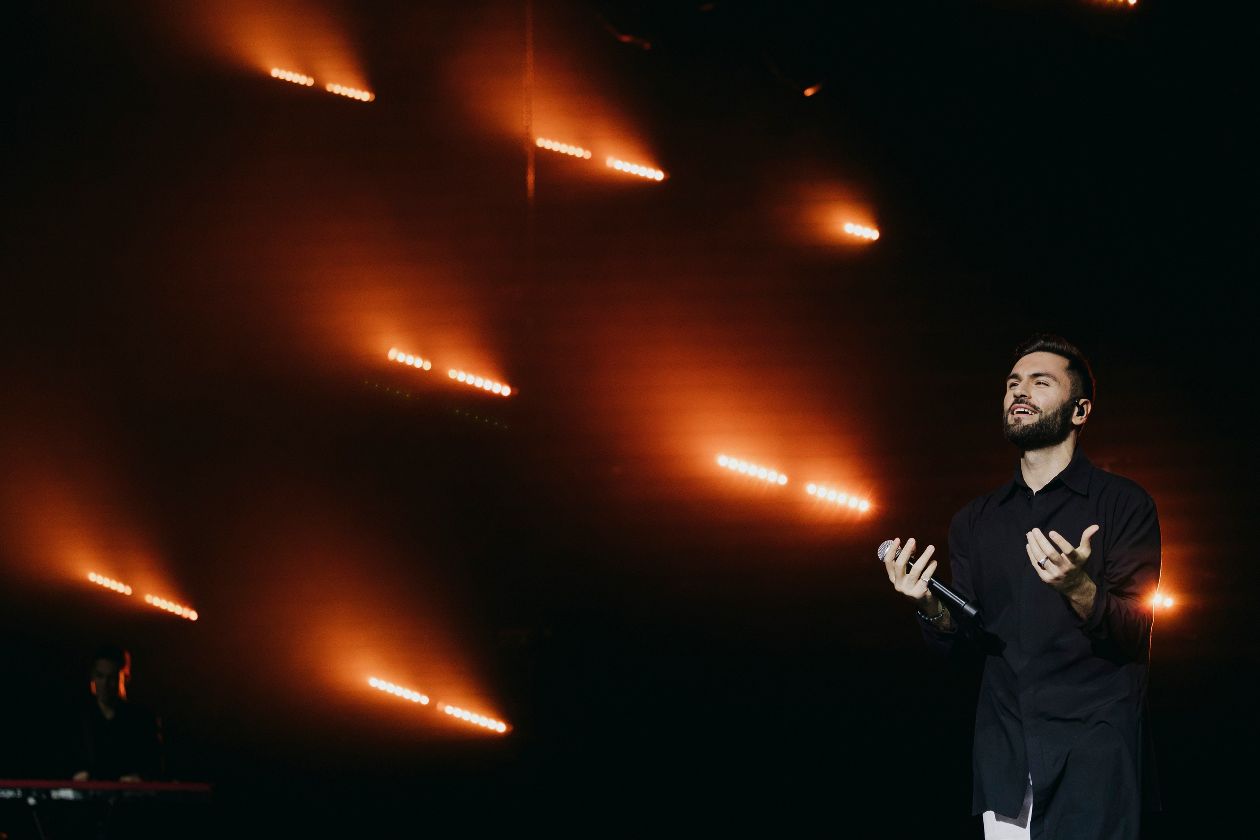 Нодар Ревия «Танцуй вопреки», Crocus City Hall