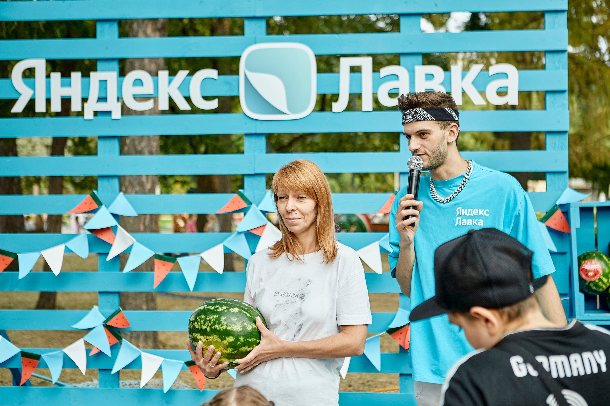 ЯНДЕКС ЛАВКА «АРБУЗНАЯ ФЕЕРИЯ». Фотограф Андрей Егоров