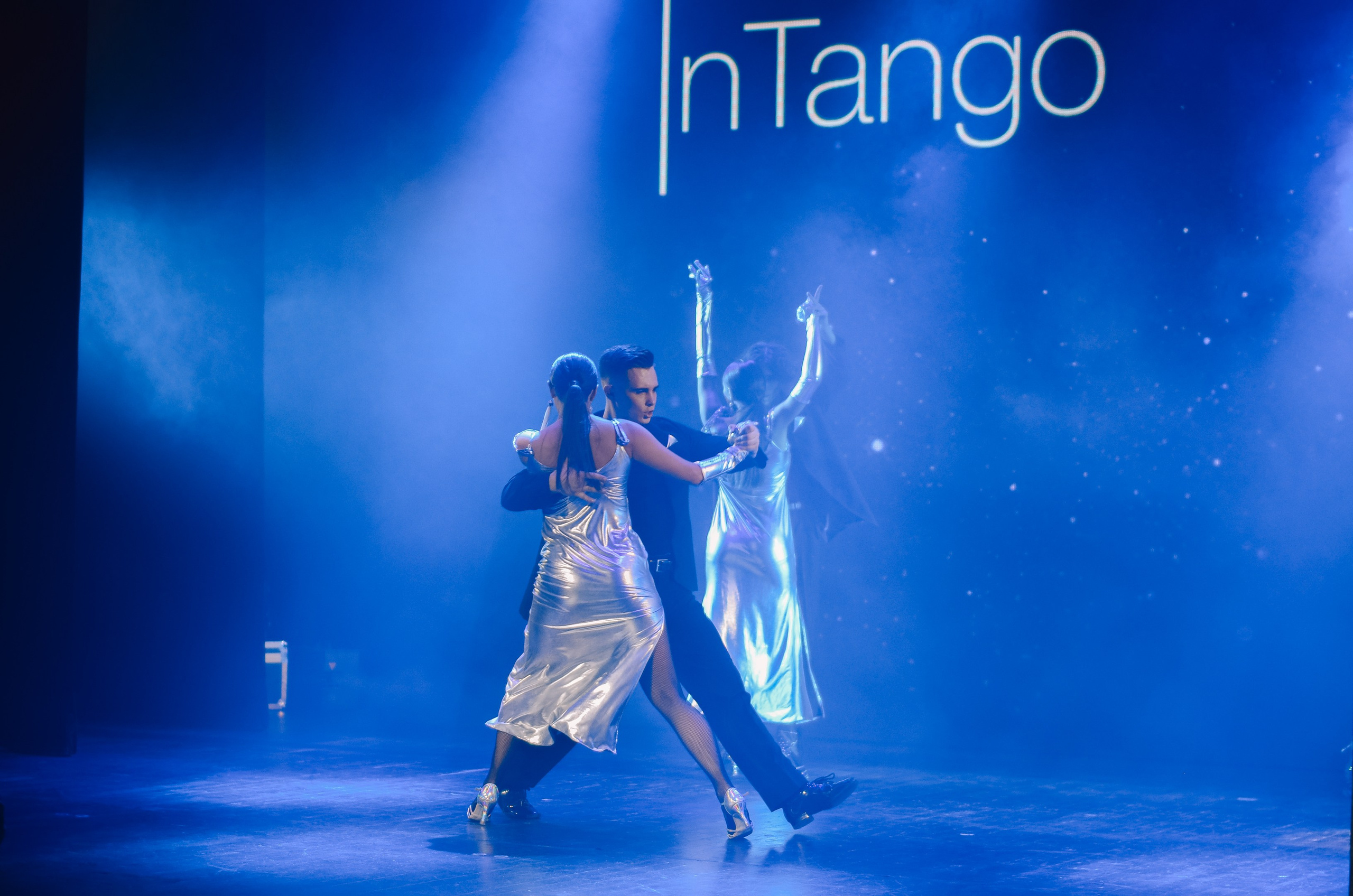 Фоторепортаж танцевального мероприятия. Денисова Аля — фотограф для парных съемок и индивидуальных историй в Барнауле