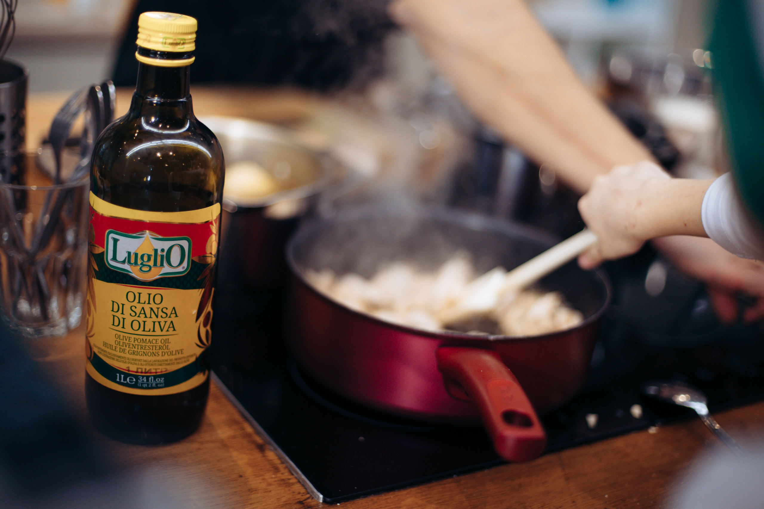 The kitchen studio of Y. Vysotskaya. Kids birthday. Photographer Vlad Boytsoff