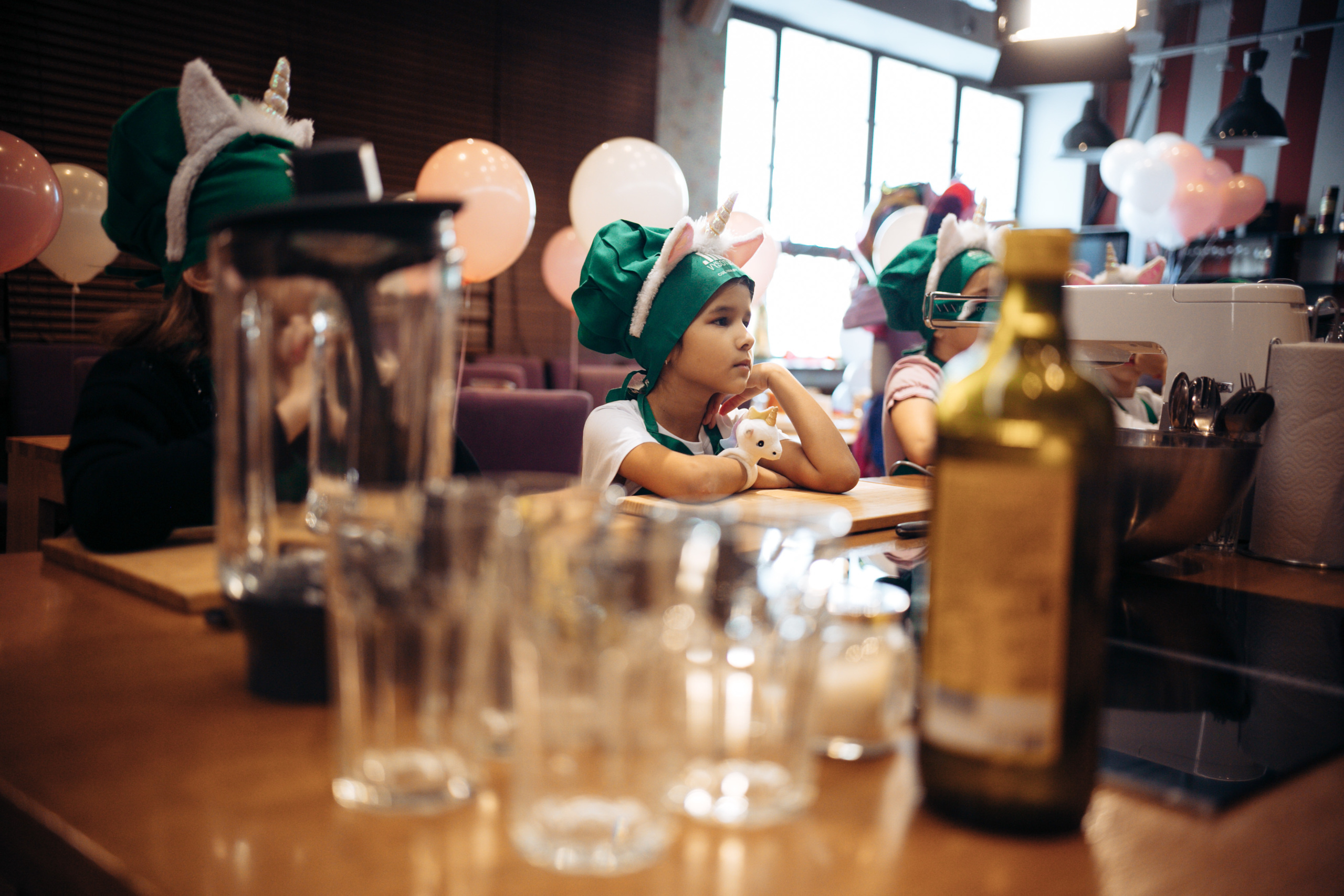 The kitchen studio of Y. Vysotskaya. Kids birthday. Photographer Vlad Boytsoff