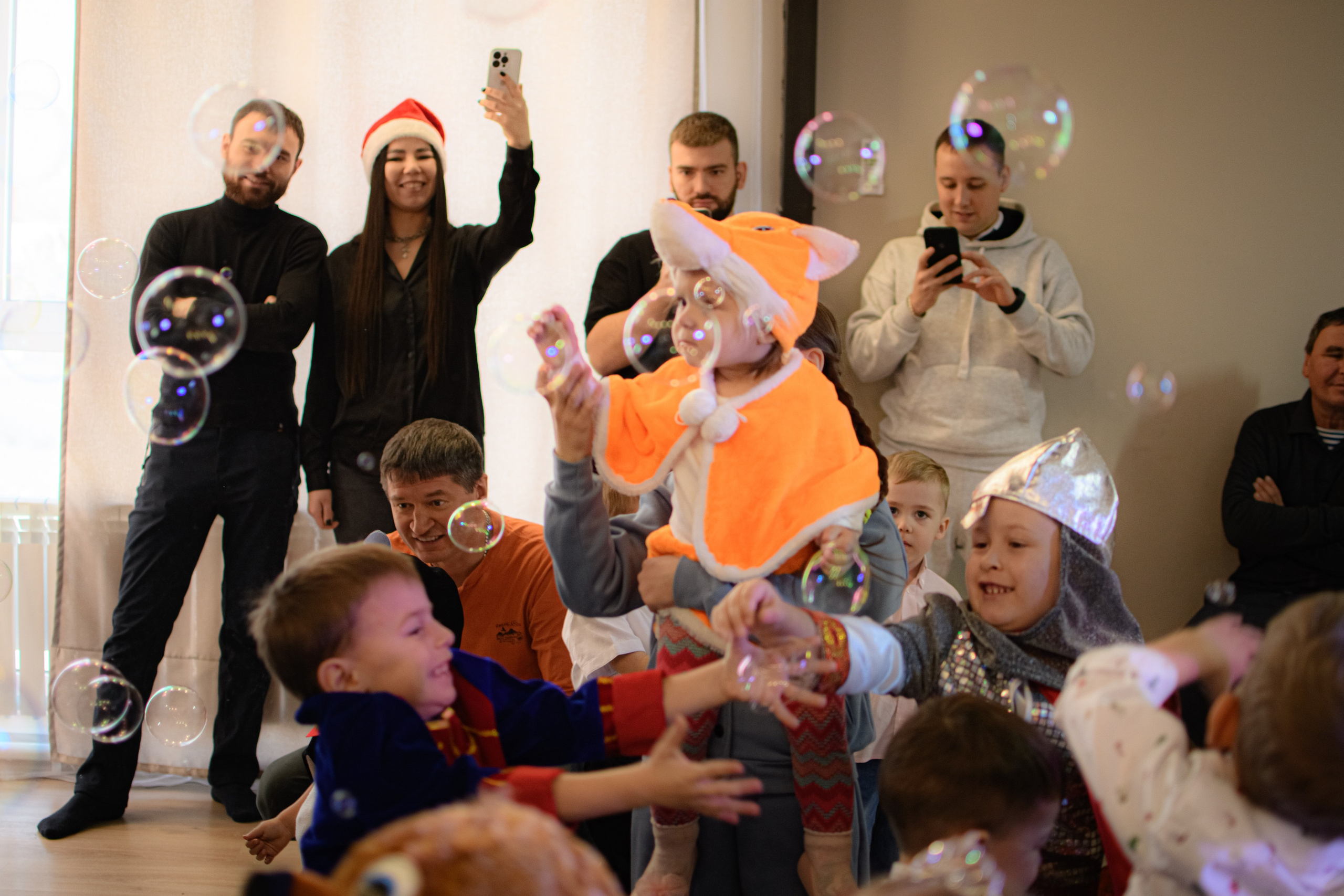 HAPPY NEW YEAR. Photokarish