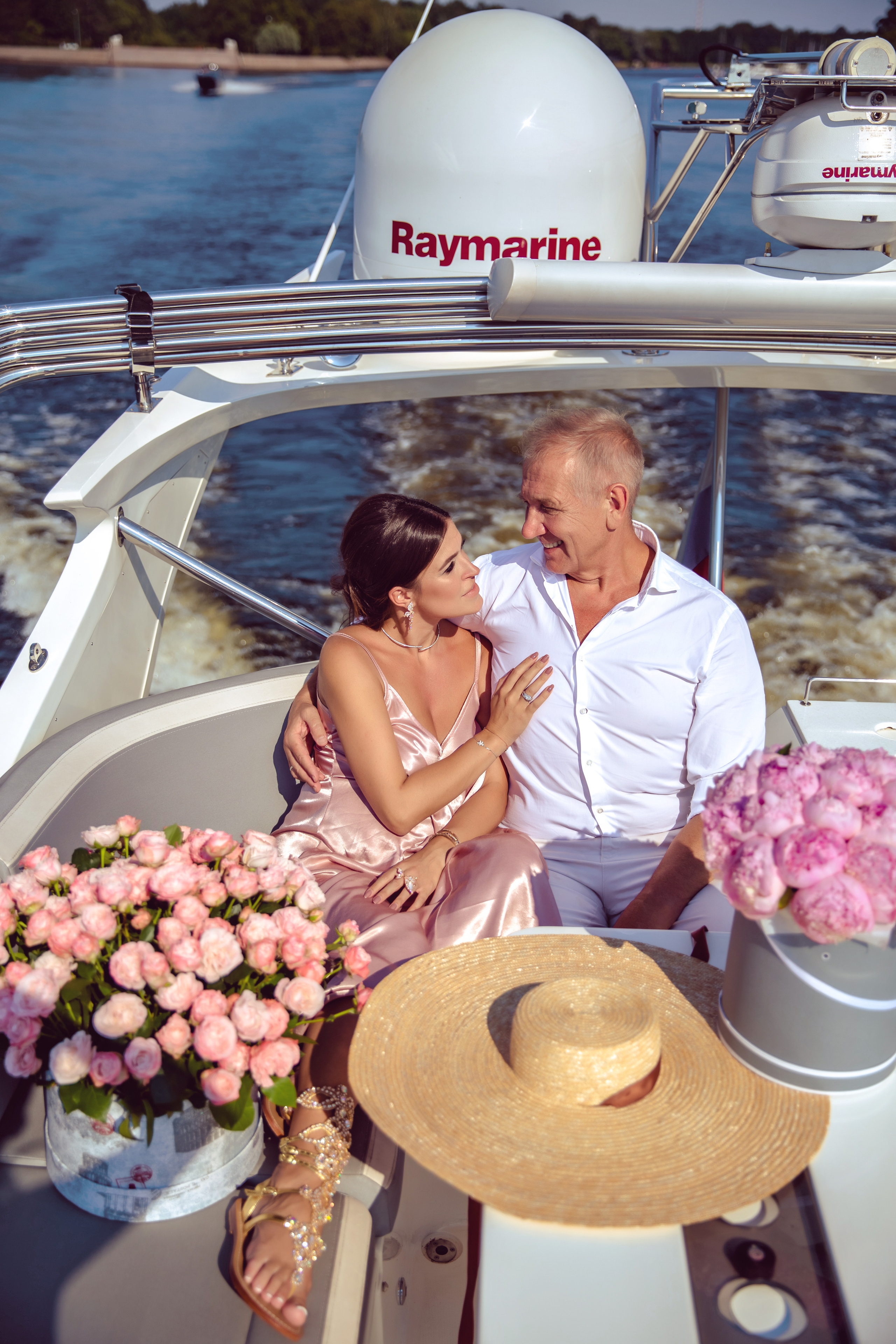 Lovestory/wedding anniversary. NatalieDmi — фотосессия беременности, семейный фотограф, портрет