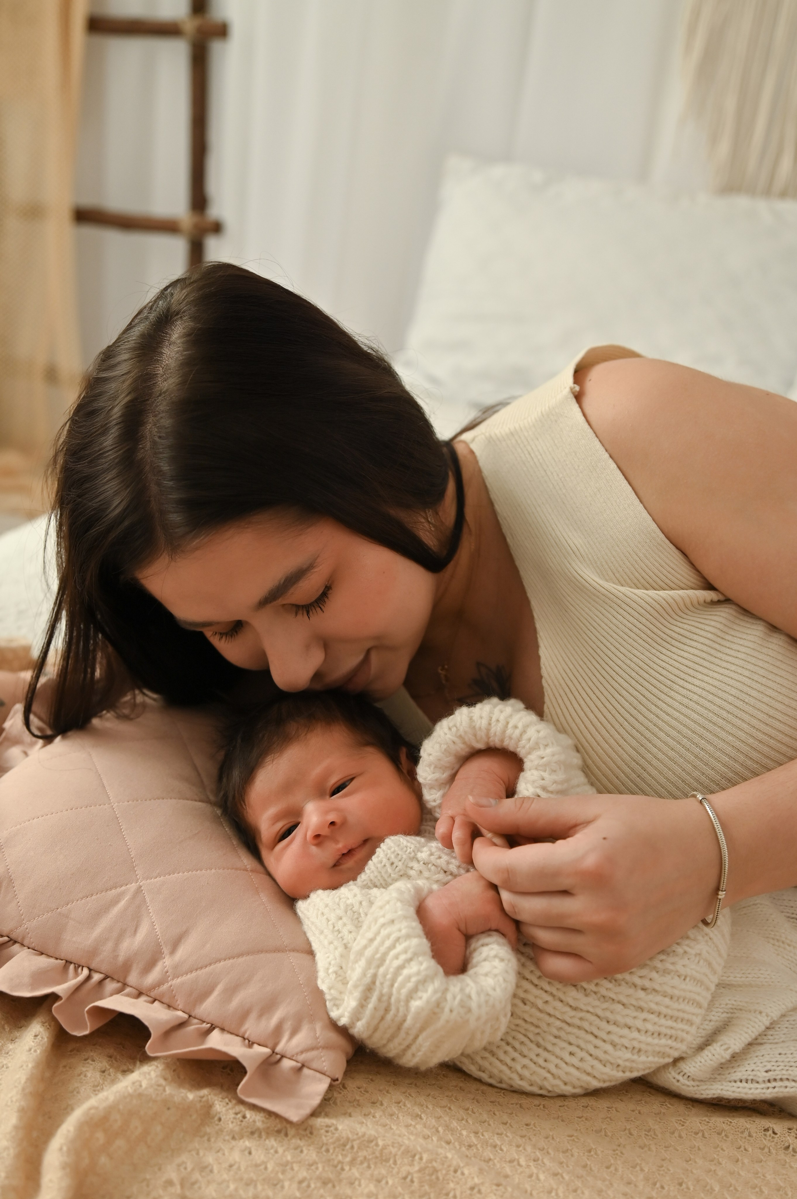 Анора 11дней Lifestyle. Фотограф Новорожденных и семейный Элла Огай г. Сатпаев