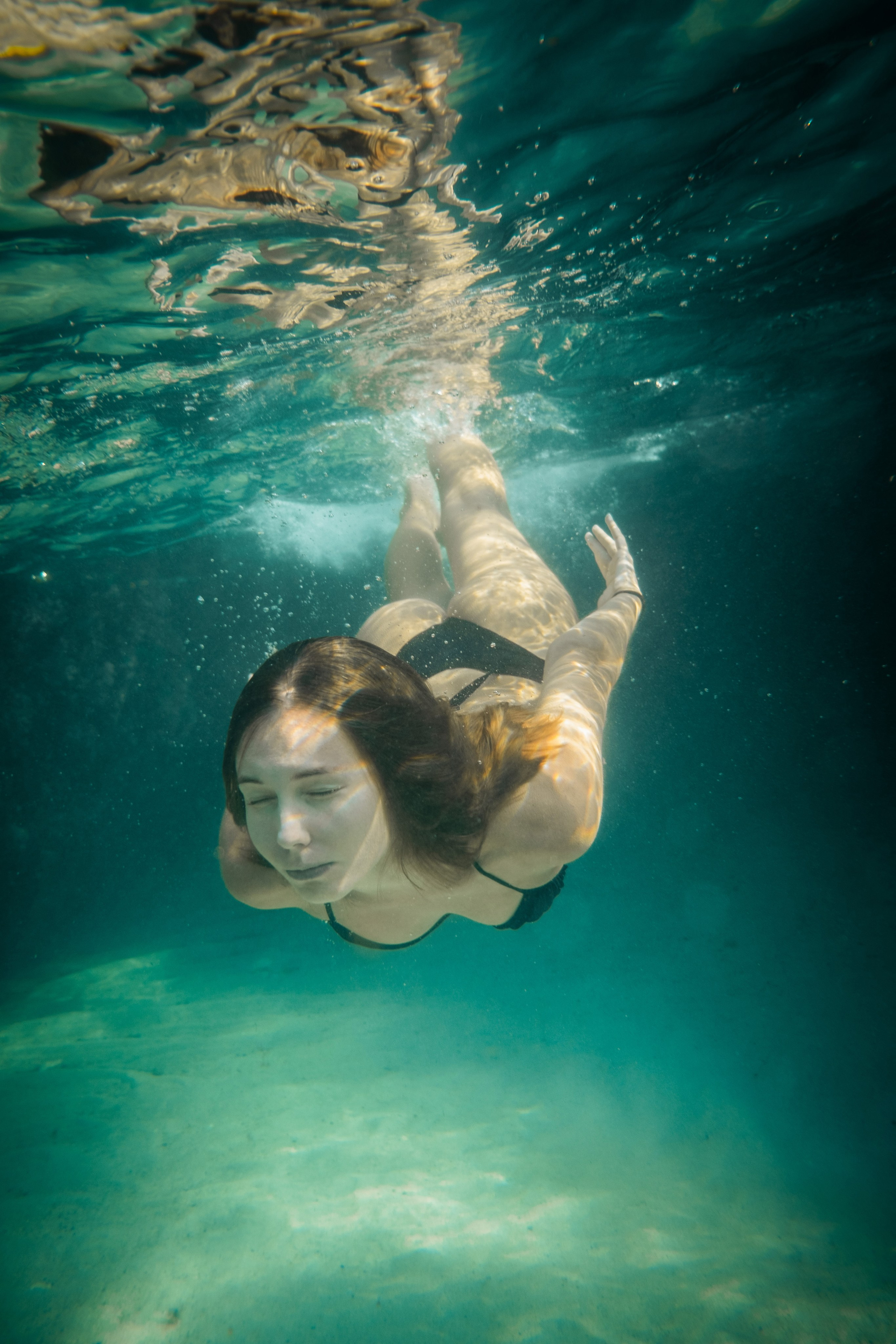 Фотосессия в Севастополе и Крыму. Съемка подводой. Подводная фотосессия в Крыму