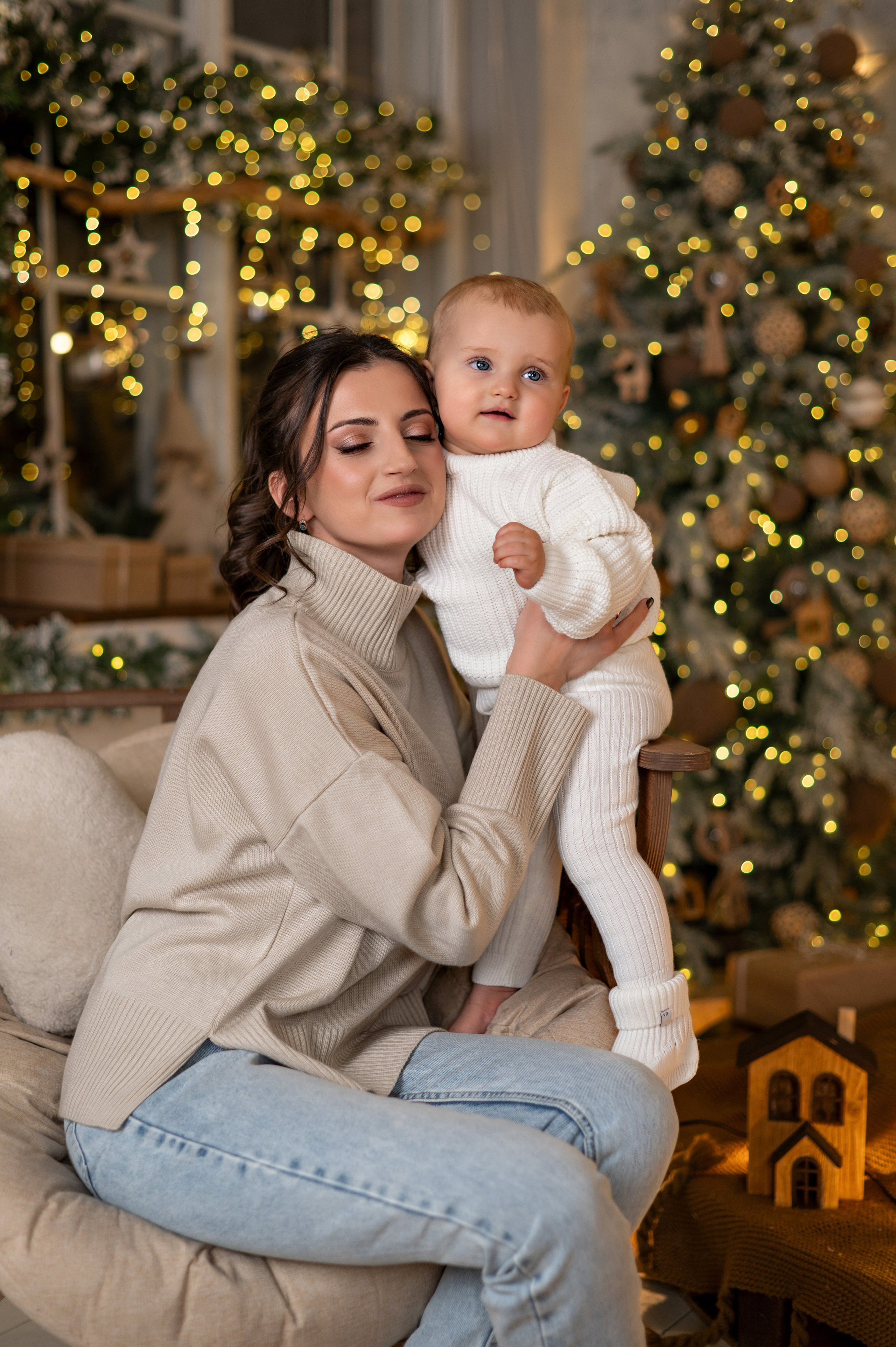 Семейная фотосессия студия Леонардо. Детский и семейный фотограф г. Москва Оксана Катаджи