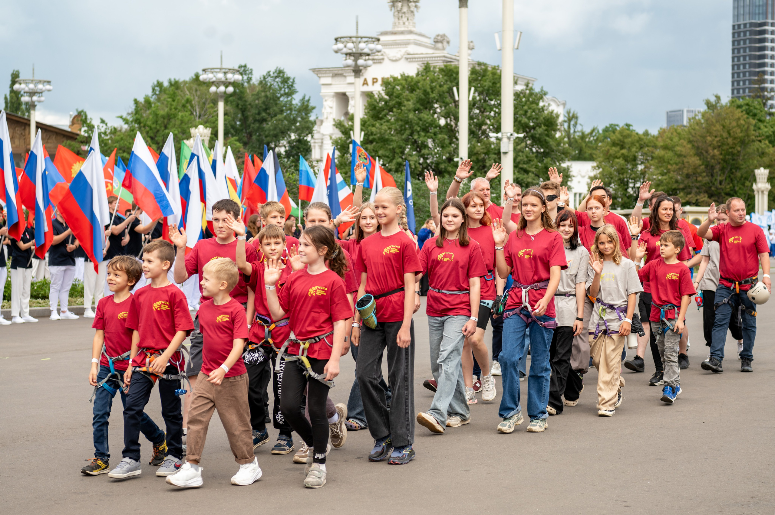 Спортивное шествие посвященное Дню физкультурника!. Детский и семейный фотограф г. Москва Оксана Катаджи