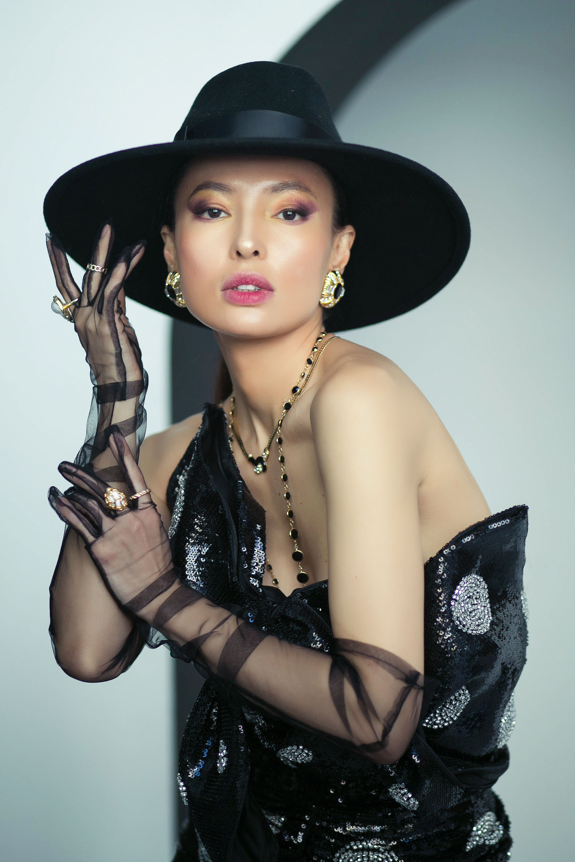 Студийный портрет. Женский портретный фотограф в Москве и Московской области