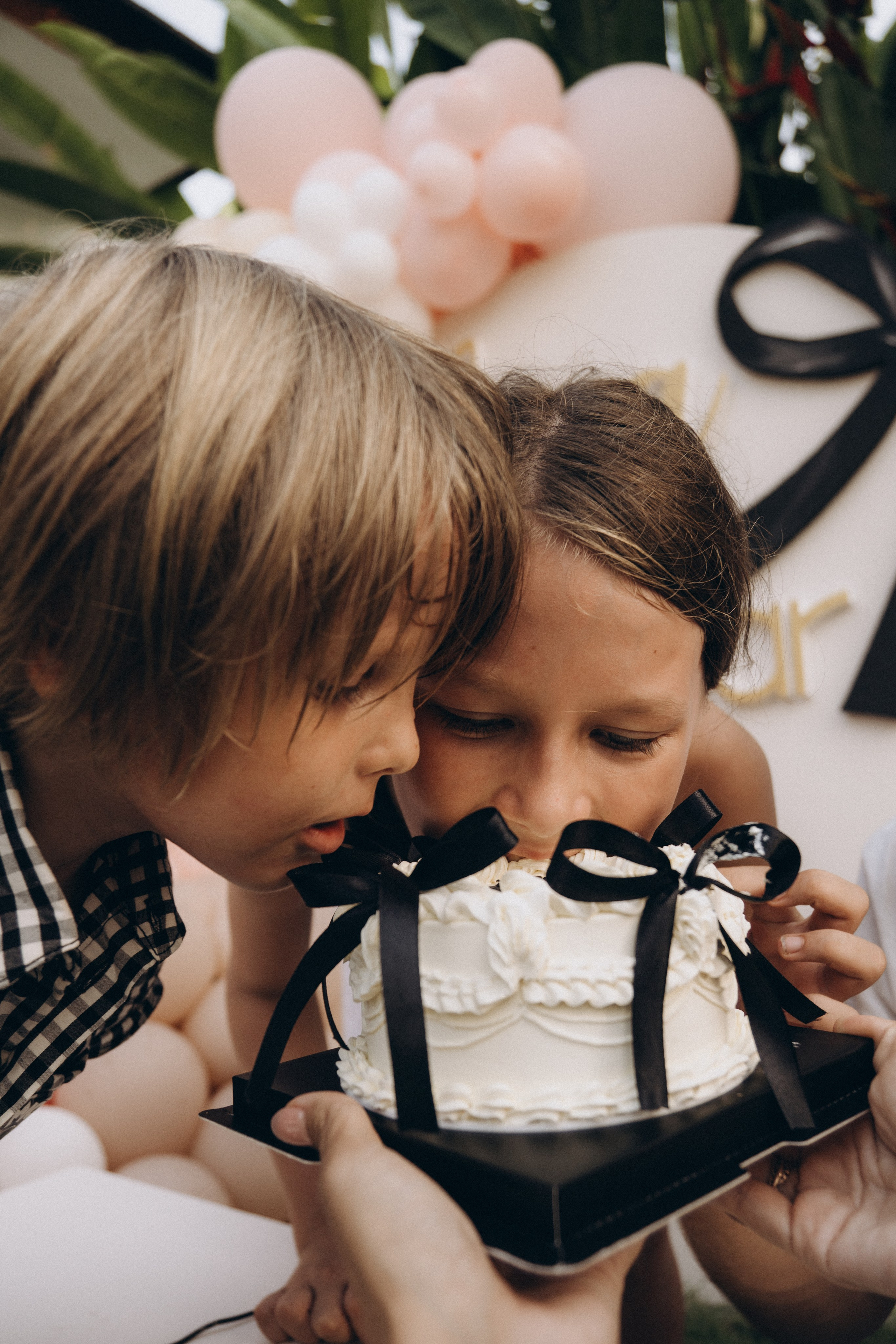 Gleb, Ira, Sonya, Kirill & Leya. Olga Antipova — photographer