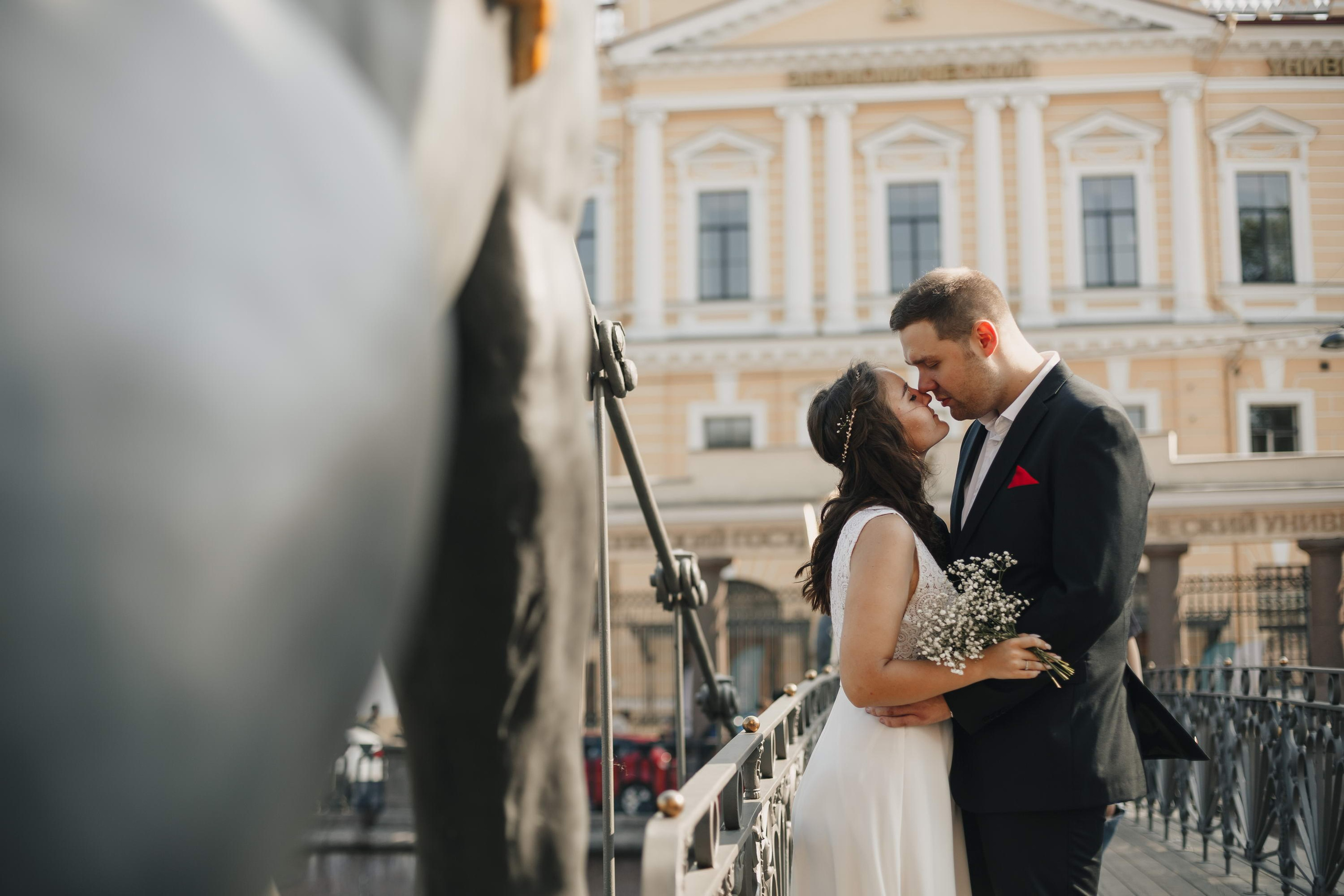 Венчание интернациональное. Свадебный фотограф Игорь Брундасов 8PHOTO на свадьбу венчание загс СПб