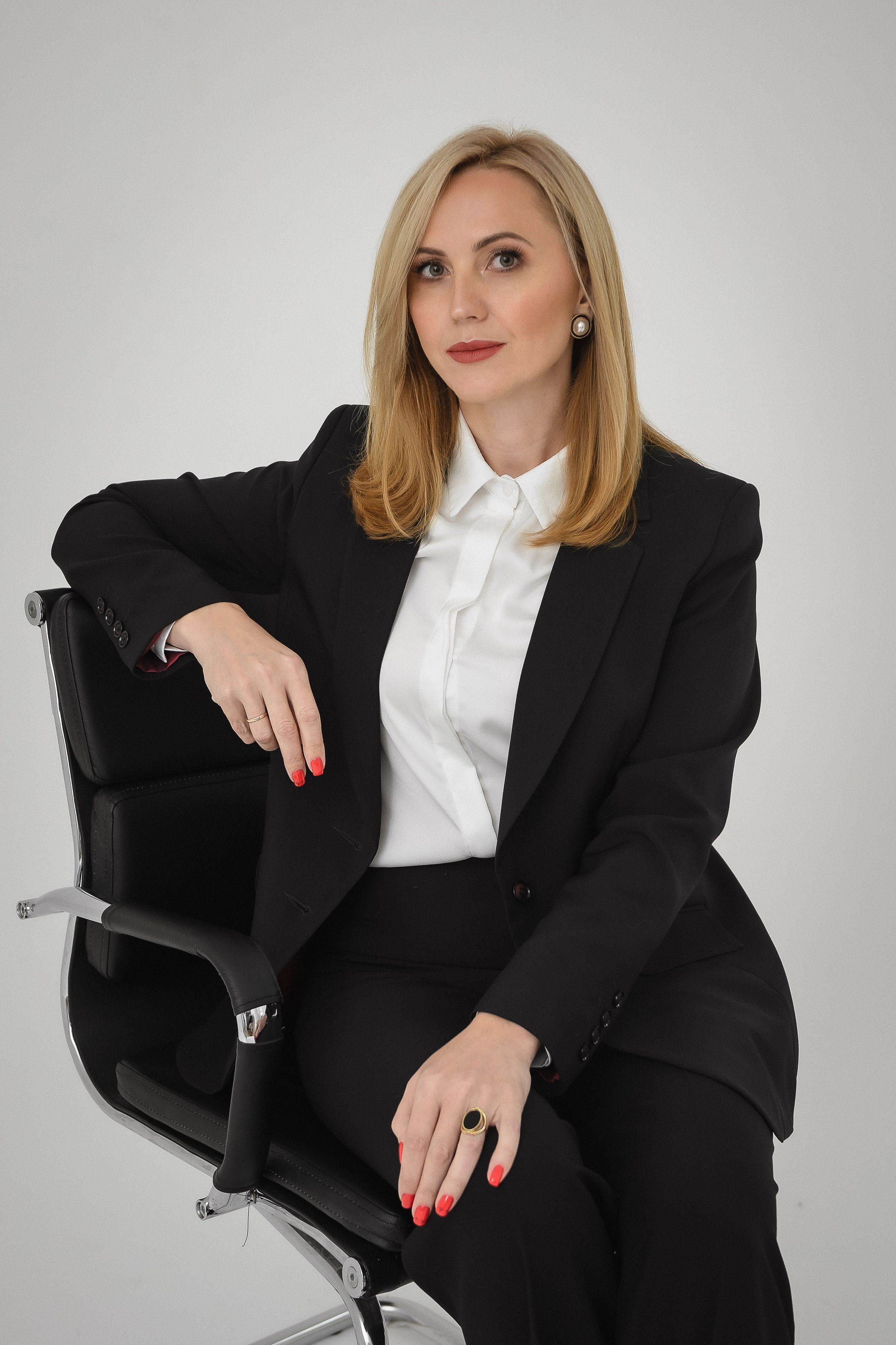 Графитовый и циклорама. КОНТЕНТ |БРЕНД фотограф Санкт-Петербург — Жанна Олтаржевская