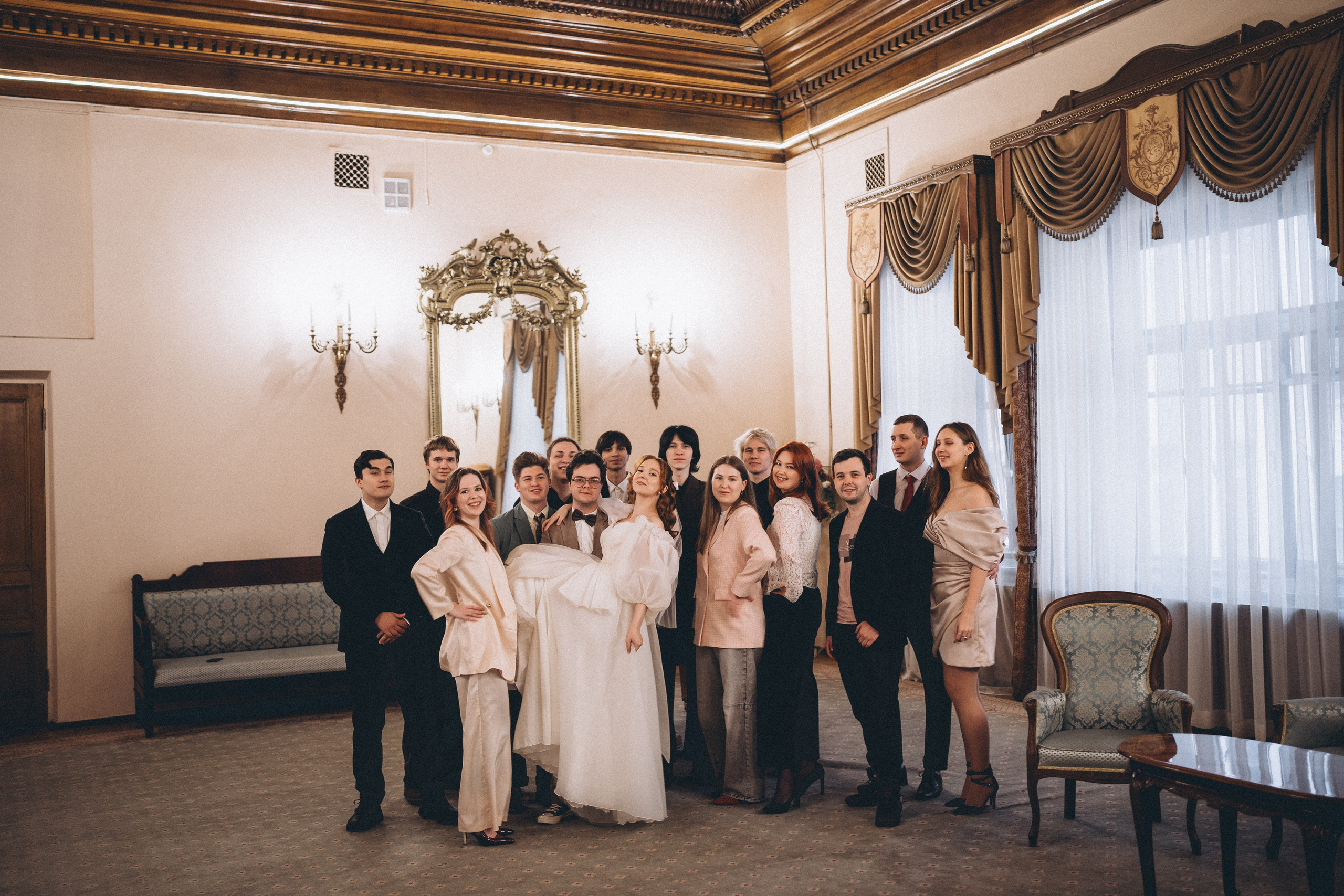 СВАДЕБНАЯ СЬЕМКА ВО ВТОРОМ ДВОРЦЕ С ГОСТЯМИ И ПРОГУЛКА В ТАВРИЧЕСКОМ САДУ. Профессиональный фотограф, Санкт-Петербург — Виктория Богомолова