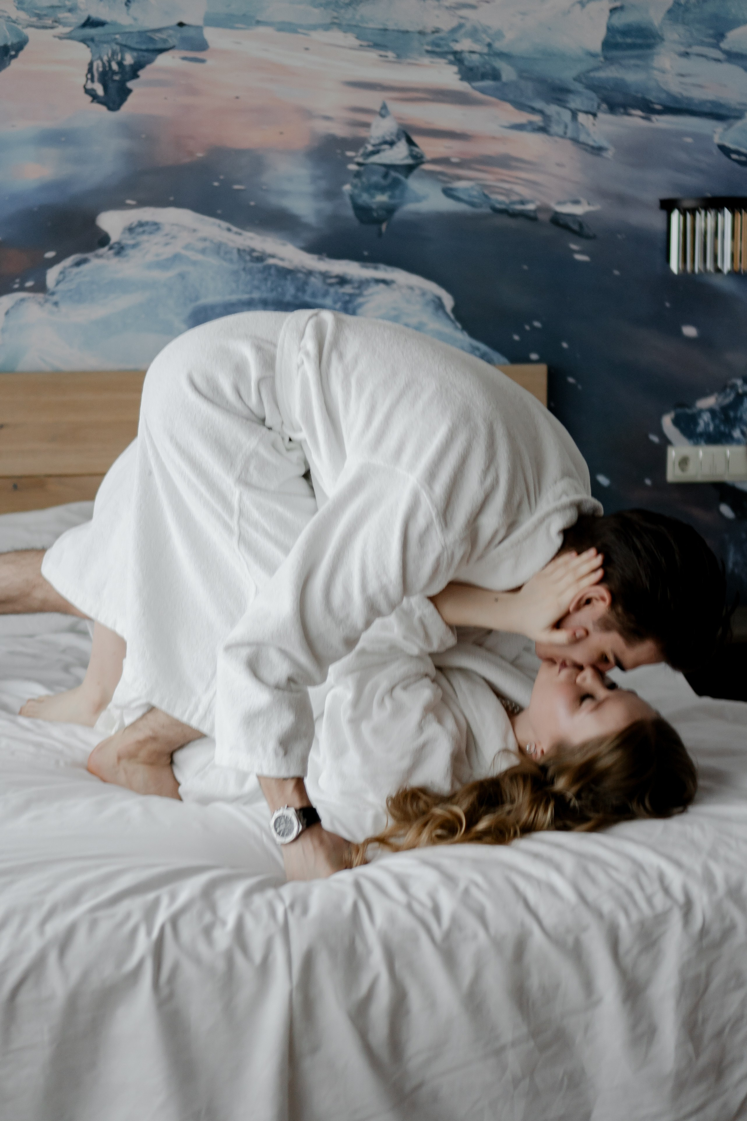 СВАДЕБНАЯ СЬЕМКА СБОРОВ В ОТЕЛЕ И ВЫЕЗД НА ЦЕРЕМОНИЮ (СНЯТО В СИБИРЕ В НИЖНЕВАРТОВСКЕ). Профессиональный фотограф, Санкт-Петербург — Виктория Богомолова