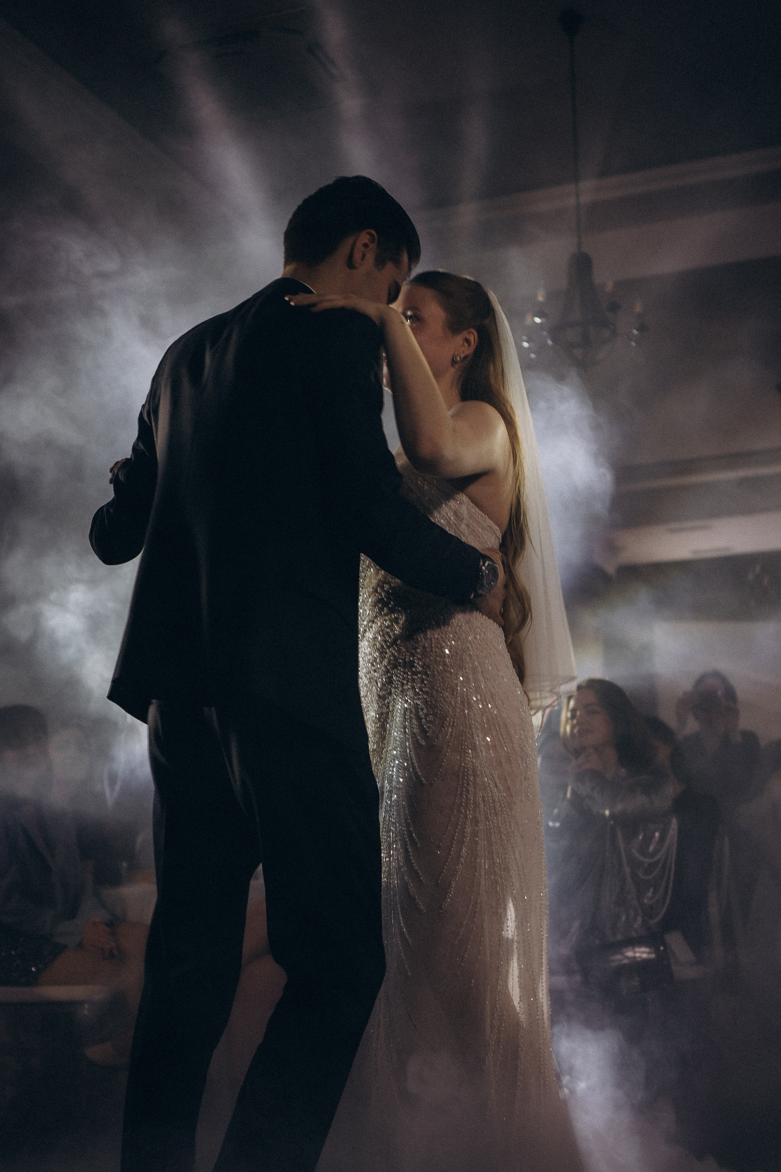 СВАДЕБНАЯ СЬЕМКА СБОРОВ В ОТЕЛЕ И ВЫЕЗД НА ЦЕРЕМОНИЮ (СНЯТО В СИБИРЕ В НИЖНЕВАРТОВСКЕ). Профессиональный фотограф, Санкт-Петербург — Виктория Богомолова