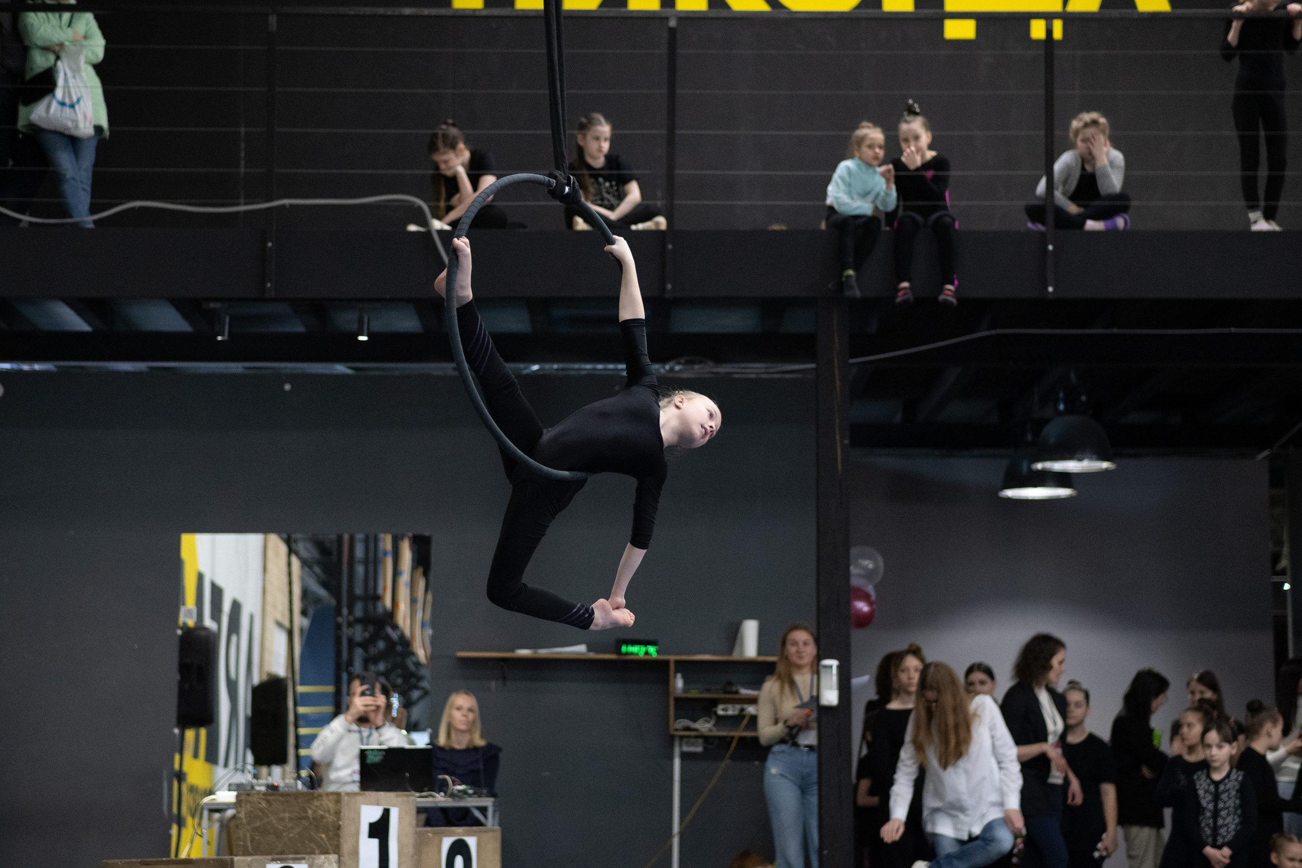 Внутриклубные соревнования по воздушной гимнастике 02.04.23